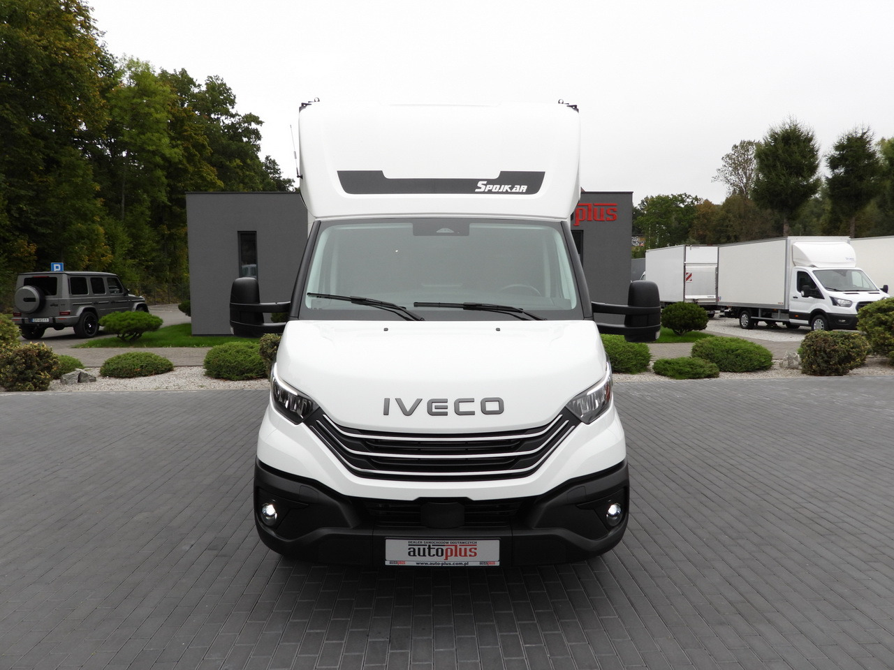 IVECO DAILY 35S18 BOX HI-MATIC LIFT 8 PALLETS CRUISE CONTROL NAVIGATION LED LIGHTS PNEUMATICS AUTOMATIC TRANSMISSION HI-MATIC AIR CONDITIONING 180HP - Varebil med kasse: billede 5 IVECO DAILY 35S18 BOX HI-MATIC LIFT 8 PALLETS CRUISE CONTROL NAVIGATION LED LIGHTS PNEUMATICS AUTOMATIC TRANSMISSION HI-MATIC AIR CONDITIONING 180HP - Varebil med kasse: billede 5