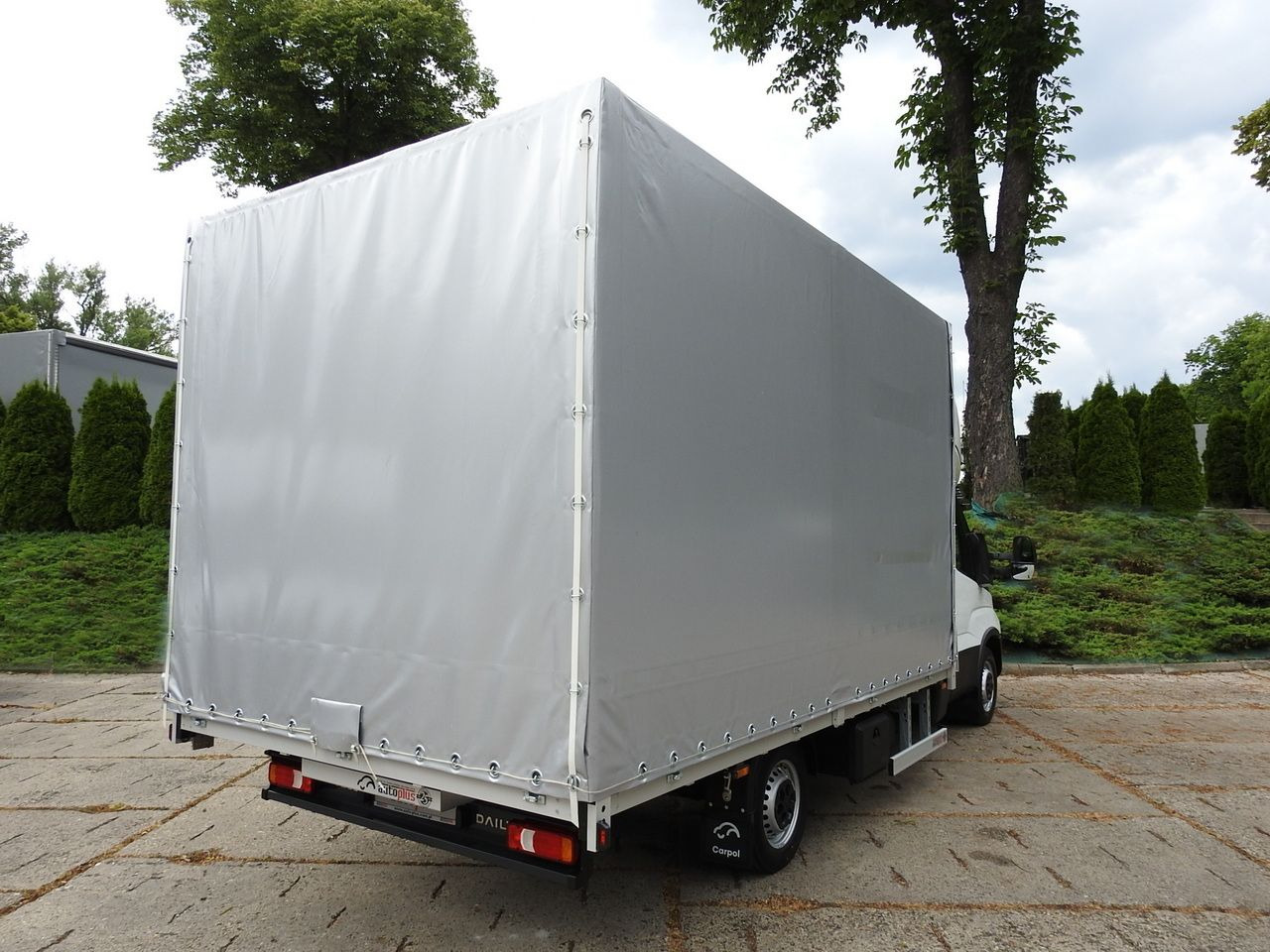 IVECO DAILY 35S18 NEW TARPAULIN WEBASTO CRUISE CONTROL AIR CONDITIONING 180HP - Varebil med presenning: billede 3 IVECO DAILY 35S18 NEW TARPAULIN WEBASTO CRUISE CONTROL AIR CONDITIONING 180HP - Varebil med presenning: billede 3