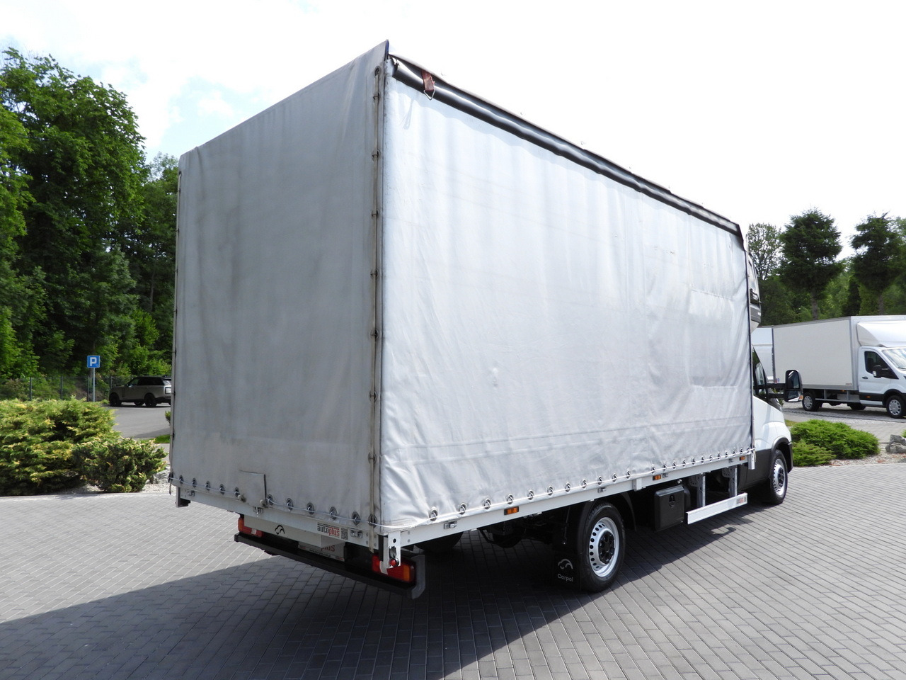 IVECO DAILY 35S18 TARPAULIN 10 PALLETS CRUISE CONTROL LED LIGHTS AIR CONDITIONING 180HP - Varebil med presenning: billede 3 IVECO DAILY 35S18 TARPAULIN 10 PALLETS CRUISE CONTROL LED LIGHTS AIR CONDITIONING 180HP - Varebil med presenning: billede 3