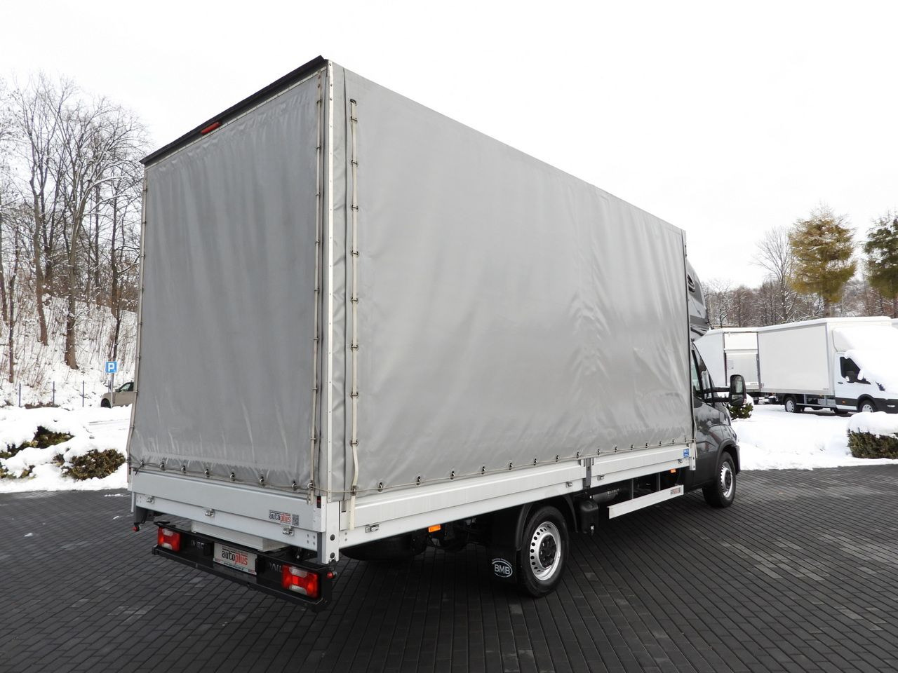 IVECO DAILY 35S18 TARPAULIN 10 PALLETS WEBASTO CRUISE CONTROL LED LIGHTS PNEUMATICS AIR CONDITIONING 180HP - Varebil med presenning: billede 3 IVECO DAILY 35S18 TARPAULIN 10 PALLETS WEBASTO CRUISE CONTROL LED LIGHTS PNEUMATICS AIR CONDITIONING 180HP - Varebil med presenning: billede 3
