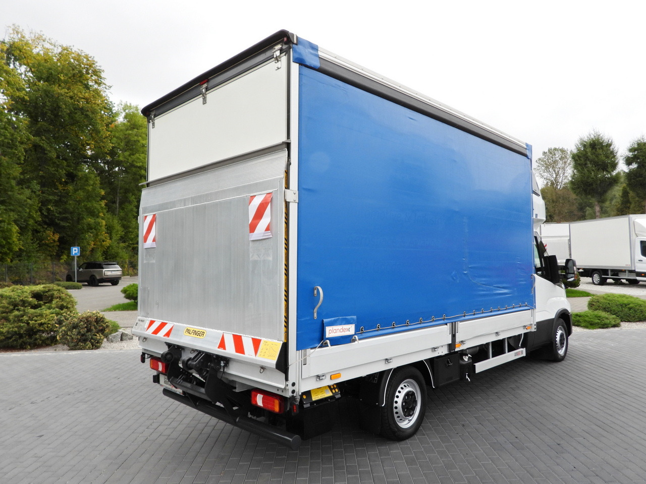 IVECO DAILY 35S18 TARPAULIN LIFT 8 PALLETS WEBASTO CRUISE CONTROL LED LIGHTS AIR CONDITIONING 180HP - Varebil med presenning: billede 3 IVECO DAILY 35S18 TARPAULIN LIFT 8 PALLETS WEBASTO CRUISE CONTROL LED LIGHTS AIR CONDITIONING 180HP - Varebil med presenning: billede 3