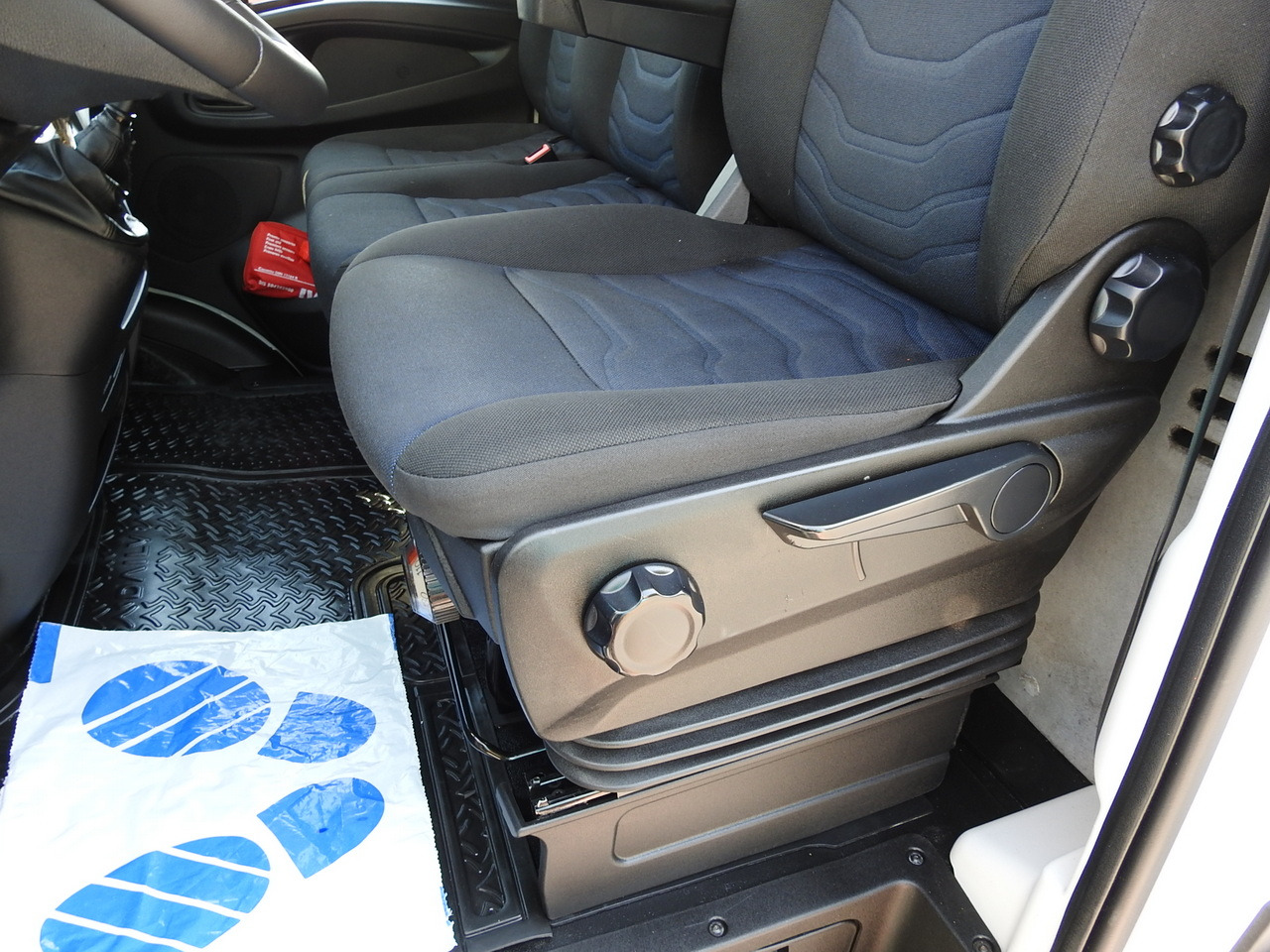 Kølebil IVECO DAILY 50C15  REGRIGERATOR BOX -5*C POWER SUPPLY 230V AIR CONDITIONING TWIN WHEELS  150HP: billede 30