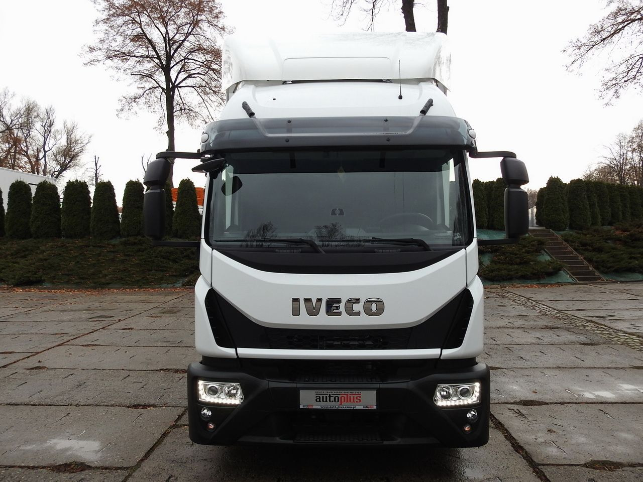 IVECO EUROCARGO 120-250 NEW TARPAULIN LIFT 18 PALLETS WEBASTO CRUISE CONTROL AIR CONDITIONING LED LIGHTS PNEUMATICS AUTOMATIC TRANSMISSION HI-MATIC 250HP - Varebil med presenning: billede 5 IVECO EUROCARGO 120-250 NEW TARPAULIN LIFT 18 PALLETS WEBASTO CRUISE CONTROL AIR CONDITIONING LED LIGHTS PNEUMATICS AUTOMATIC TRANSMISSION HI-MATIC 250HP - Varebil med presenning: billede 5