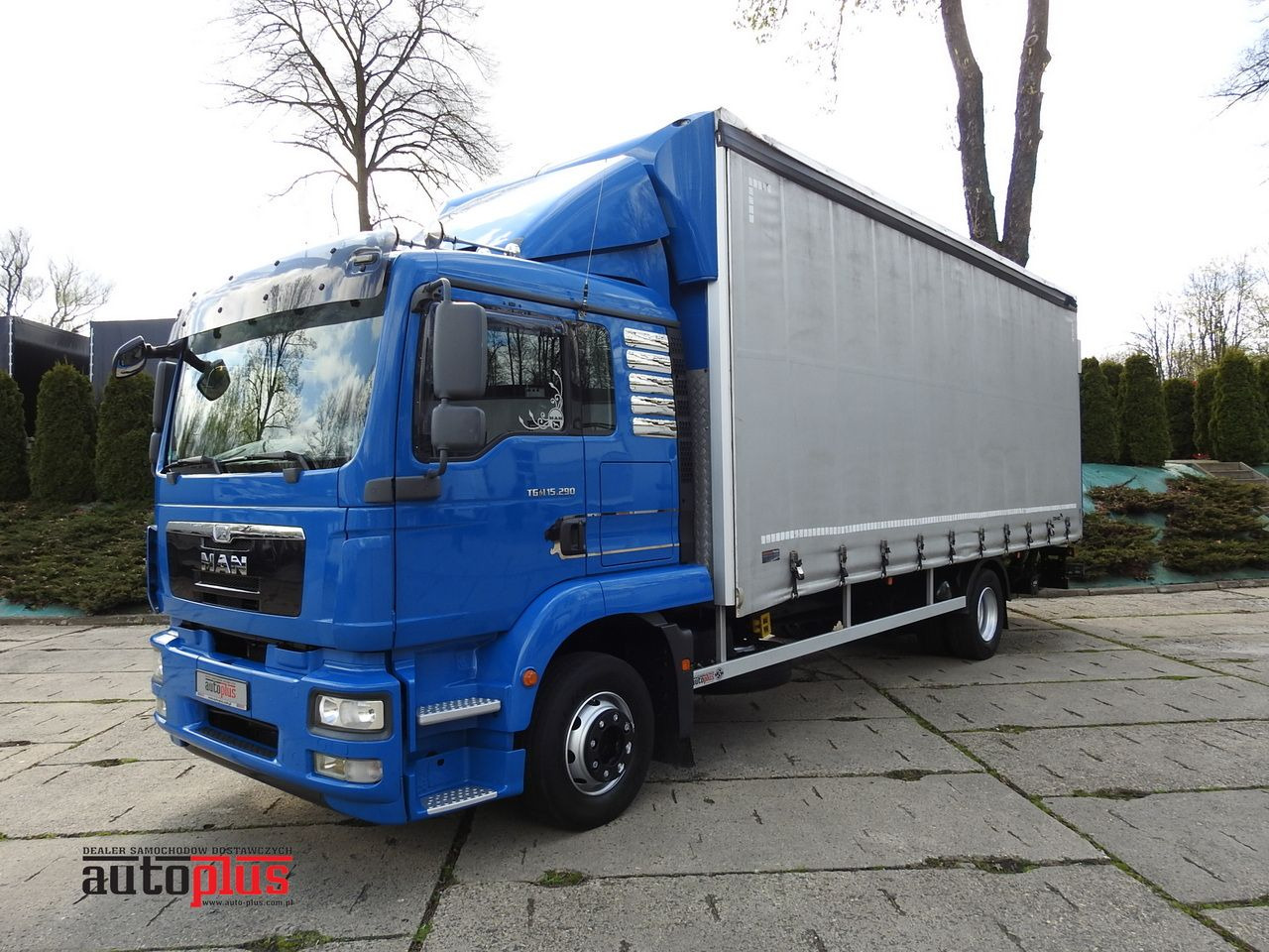 MAN TGM 15.290 TARPAULIN LIFT 18 PALLETS CRUISE CONTROL TWIN WHEELS AIR CONDITIONING 290HP - Lastbil med presenning: billede 1 MAN TGM 15.290 TARPAULIN LIFT 18 PALLETS CRUISE CONTROL TWIN WHEELS AIR CONDITIONING 290HP - Lastbil med presenning: billede 1
