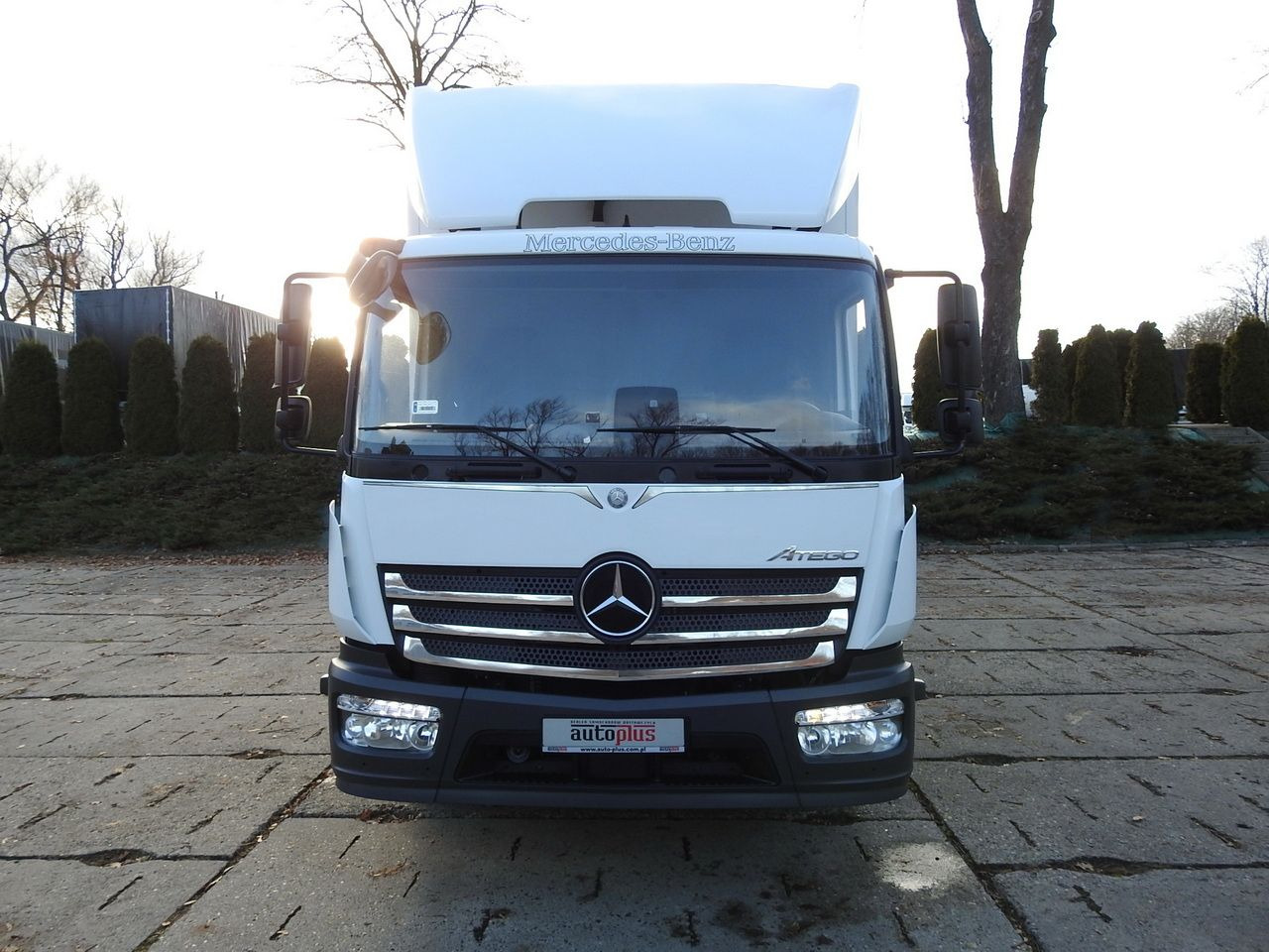 MERCEDES ATEGO 12.24 REGRIGERATOR BOX -10*C LIFT 16 PALLETS HEATING FUNCTION WEBASTO CRUISE CONTROL PNEUMATICS AIR CONDITIONING 240HP - Kølevogn lastbil: billede 5 MERCEDES ATEGO 12.24 REGRIGERATOR BOX -10*C LIFT 16 PALLETS HEATING FUNCTION WEBASTO CRUISE CONTROL PNEUMATICS AIR CONDITIONING 240HP - Kølevogn lastbil: billede 5