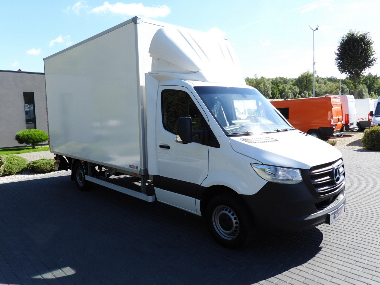 MERCEDES SPRINTER 315 BOX LIFT 8 PALLETS AIR CONDITIONING  150HP - Varebil med kasse: billede 4 MERCEDES SPRINTER 315 BOX LIFT 8 PALLETS AIR CONDITIONING  150HP - Varebil med kasse: billede 4