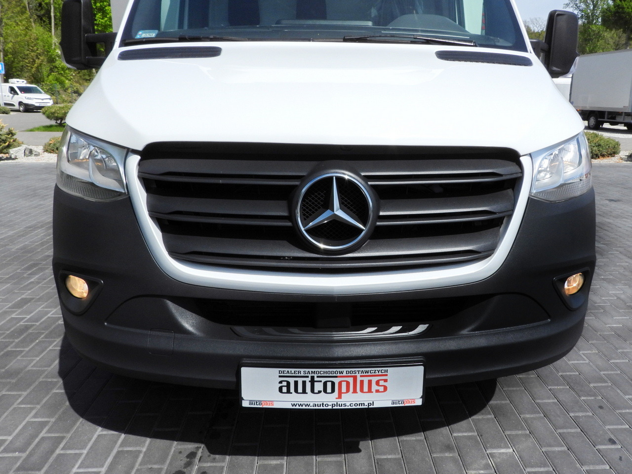 Kølebil MERCEDES SPRINTER 316 REGRIGERATOR BOX 0*C LIFT 8 PALLETS CRUISE CONTROL PNEUMATICS AIR CONDITIONING 160HP: billede 15 Kølebil MERCEDES SPRINTER 316 REGRIGERATOR BOX 0*C LIFT 8 PALLETS CRUISE CONTROL PNEUMATICS AIR CONDITIONING 160HP: billede 15