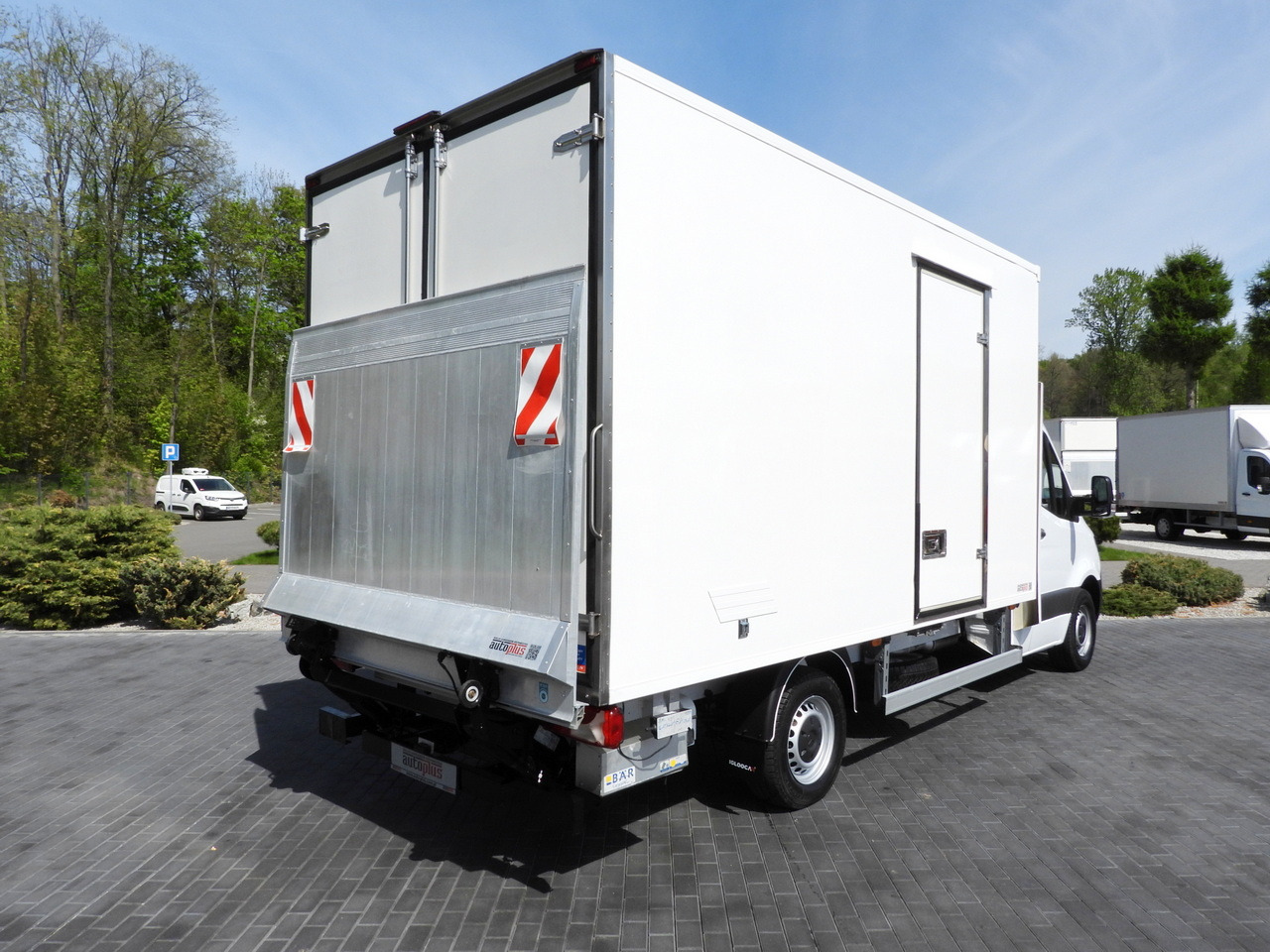 MERCEDES SPRINTER 316 REGRIGERATOR BOX 0*C LIFT 8 PALLETS CRUISE CONTROL PNEUMATICS AIR CONDITIONING 160HP - Kølebil: billede 3 MERCEDES SPRINTER 316 REGRIGERATOR BOX 0*C LIFT 8 PALLETS CRUISE CONTROL PNEUMATICS AIR CONDITIONING 160HP - Kølebil: billede 3