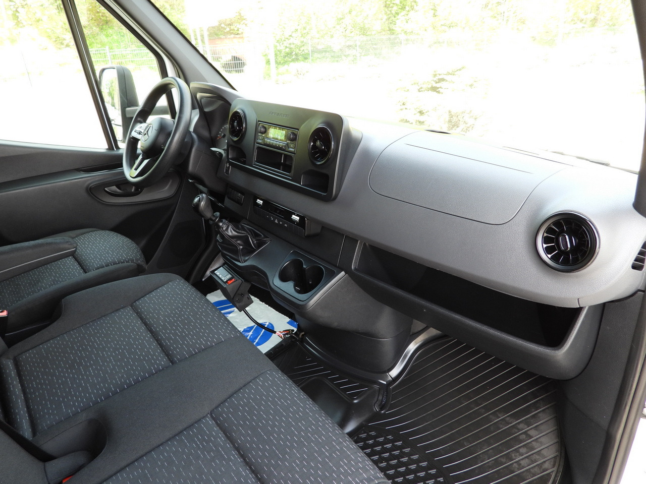 Kølebil MERCEDES SPRINTER 316 REGRIGERATOR BOX 0*C LIFT 8 PALLETS CRUISE CONTROL PNEUMATICS AIR CONDITIONING  160HP: billede 45 Kølebil MERCEDES SPRINTER 316 REGRIGERATOR BOX 0*C LIFT 8 PALLETS CRUISE CONTROL PNEUMATICS AIR CONDITIONING  160HP: billede 45