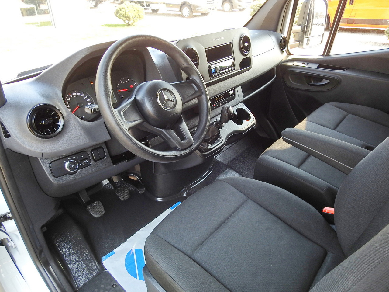 MERCEDES SPRINTER 316 TARPAULIN 10 PALLETS WEBASTO AIR CONDITIONING 165HP - Varebil med presenning: billede 2 MERCEDES SPRINTER 316 TARPAULIN 10 PALLETS WEBASTO AIR CONDITIONING 165HP - Varebil med presenning: billede 2