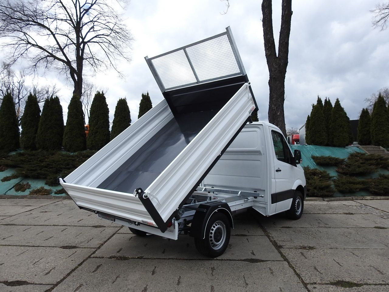 MERCEDES SPRINTER 316 THREE-WAY TIPPER  CRUISE CONTROL AUTOMATIC TRANSMISSION  AIR CONDITIONING  160HP - Ladbil med tip: billede 3 MERCEDES SPRINTER 316 THREE-WAY TIPPER  CRUISE CONTROL AUTOMATIC TRANSMISSION  AIR CONDITIONING  160HP - Ladbil med tip: billede 3