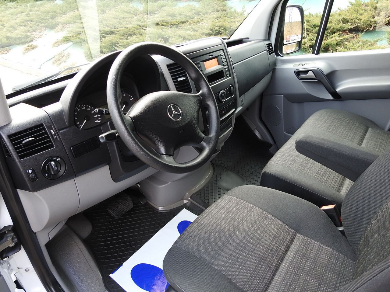 MERCEDES SPRINTER 316 THREE-WAY TIPPER CRUISE CONTROL AUTOMATIC TRANSMISSION AIR CONDITIONING 160HP - Ladbil med tip: billede 2 MERCEDES SPRINTER 316 THREE-WAY TIPPER CRUISE CONTROL AUTOMATIC TRANSMISSION AIR CONDITIONING 160HP - Ladbil med tip: billede 2
