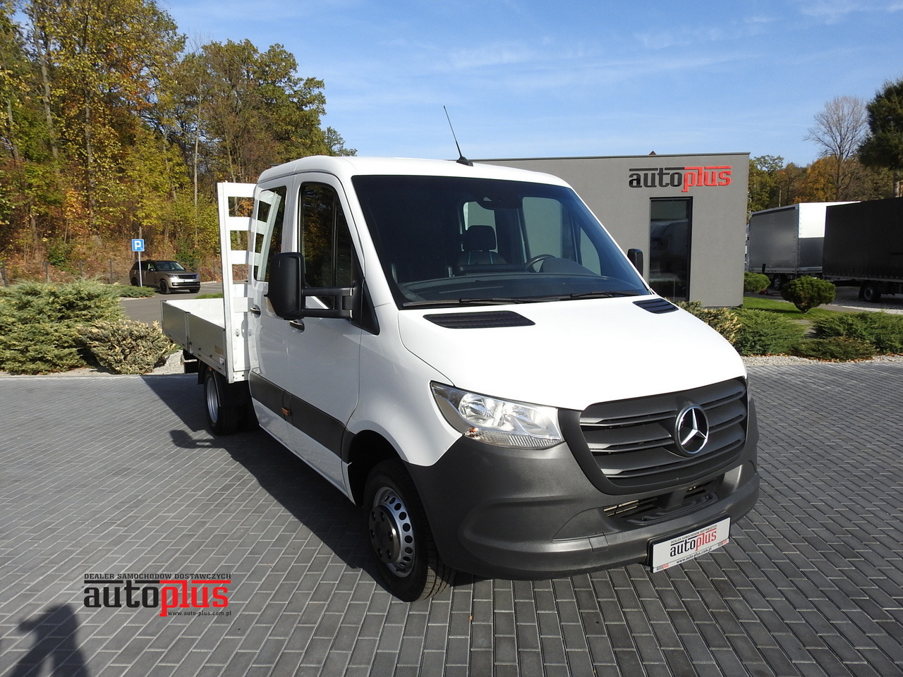 MERCEDES SPRINTER 516 STAKE BODY DOUBLE CABIN DOKA 6 SEATS CRUISE CONTROL AIR CONDITIONING TWIN WHEELS 160HP - Mandskabsbil: billede 1 MERCEDES SPRINTER 516 STAKE BODY DOUBLE CABIN DOKA 6 SEATS CRUISE CONTROL AIR CONDITIONING TWIN WHEELS 160HP - Mandskabsbil: billede 1
