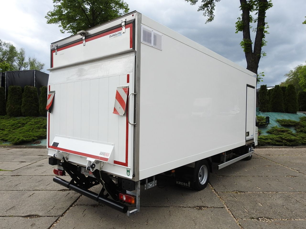 MITSUBISHI CANTER FUSO 7C15 REGRIGERATOR BOX -4*C LIFT POWER SUPPLY 230V AIR CONDITIONING AUTOMATIC TRANSMISSION 150HP - Kølevogn lastbil: billede 3 MITSUBISHI CANTER FUSO 7C15 REGRIGERATOR BOX -4*C LIFT POWER SUPPLY 230V AIR CONDITIONING AUTOMATIC TRANSMISSION 150HP - Kølevogn lastbil: billede 3