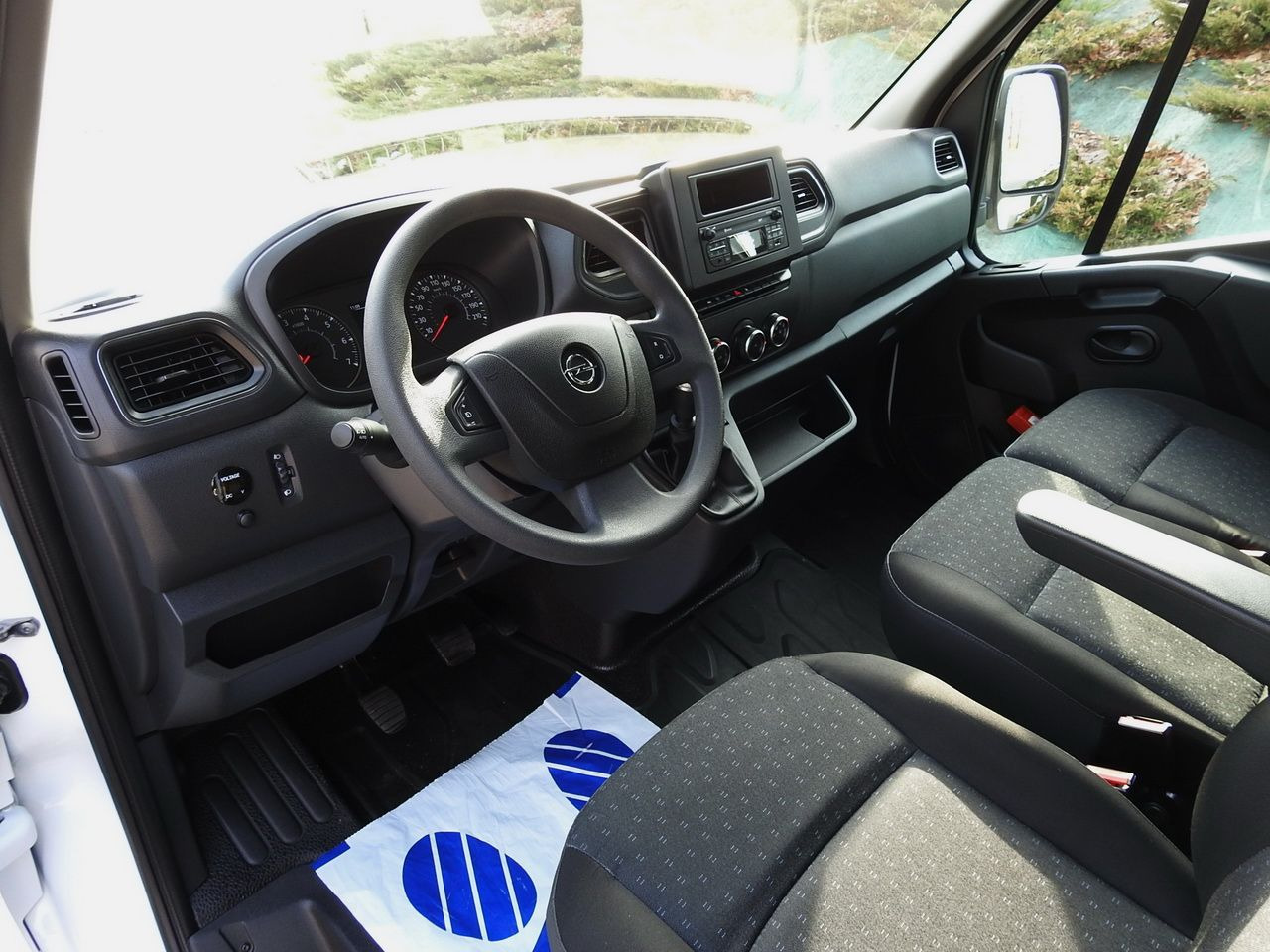 OPEL MOVANO - Varebil med presenning: billede 2 OPEL MOVANO - Varebil med presenning: billede 2