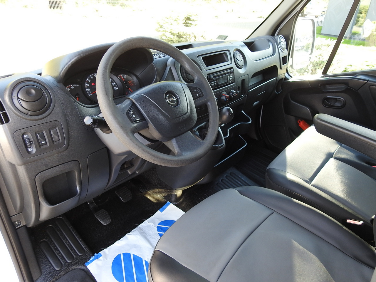 OPEL MOVANO STAKE BODY DOUBLE CABIN DOKA 7 SEATS CRUISE CONTROL AIR CONDITIONING 130HP - Mandskabsbil: billede 2 OPEL MOVANO STAKE BODY DOUBLE CABIN DOKA 7 SEATS CRUISE CONTROL AIR CONDITIONING 130HP - Mandskabsbil: billede 2