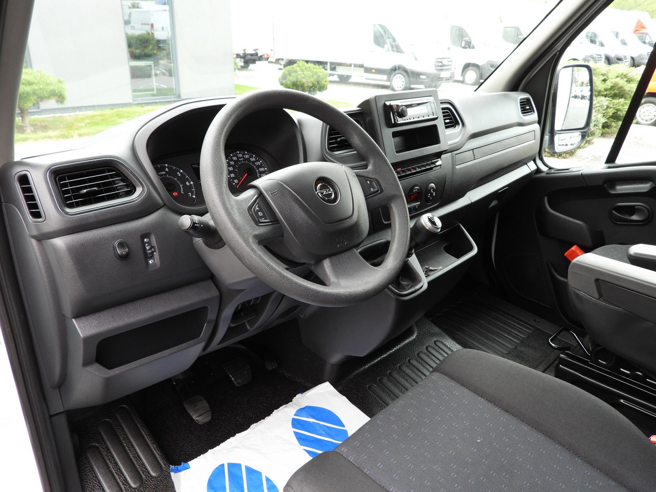 OPEL MOVANO  TARPAULIN 10 PALLETS WEBASTO CRUISE CONTROL LED LIGHTS PNEUMATICS AIR CONDITIONING  165HP - Varebil med presenning: billede 2 OPEL MOVANO  TARPAULIN 10 PALLETS WEBASTO CRUISE CONTROL LED LIGHTS PNEUMATICS AIR CONDITIONING  165HP - Varebil med presenning: billede 2