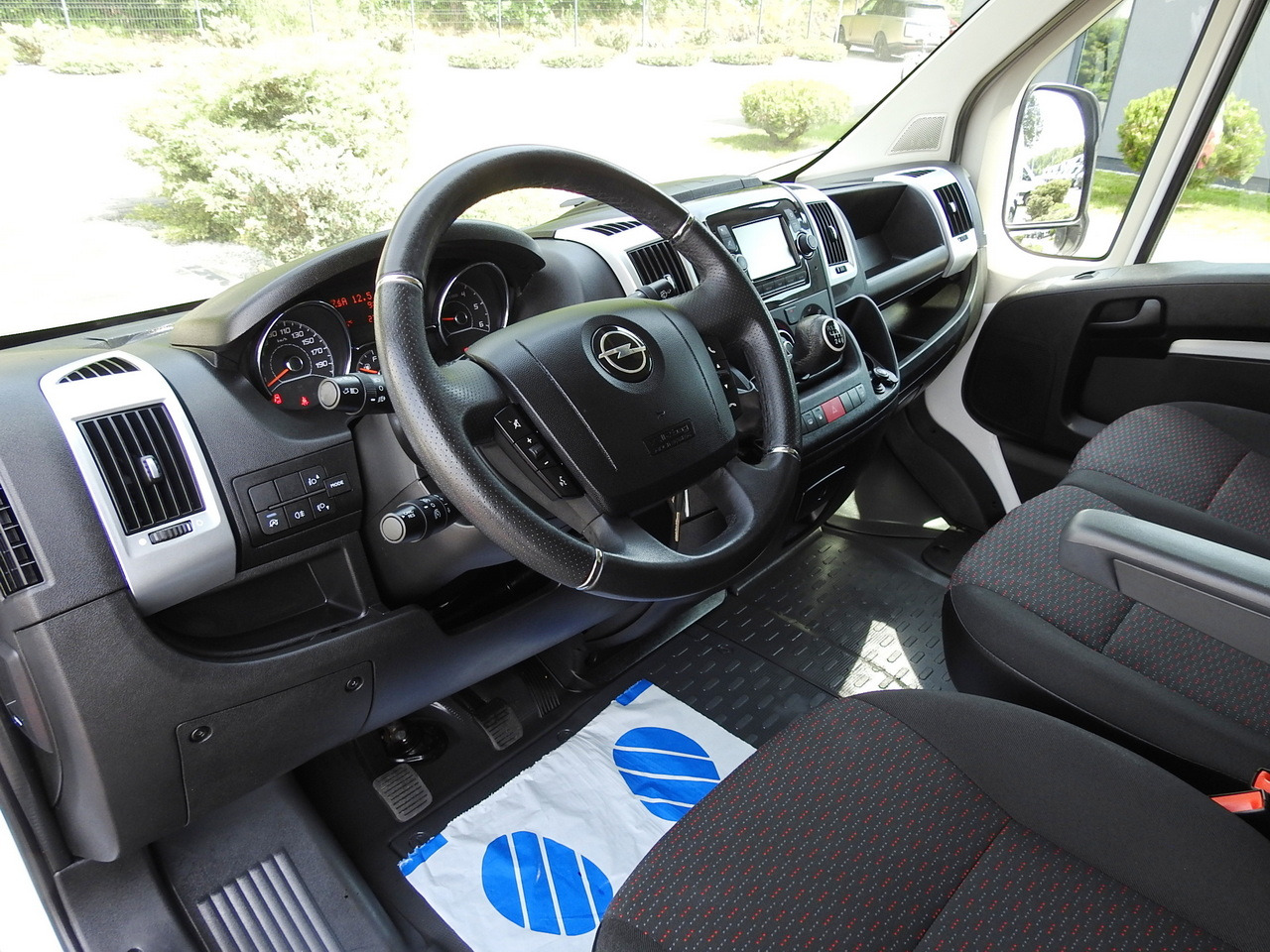 OPEL MOVANO VAN CRUISE CONTROL AIR CONDITIONING 140HP - Varevogn: billede 2 OPEL MOVANO VAN CRUISE CONTROL AIR CONDITIONING 140HP - Varevogn: billede 2