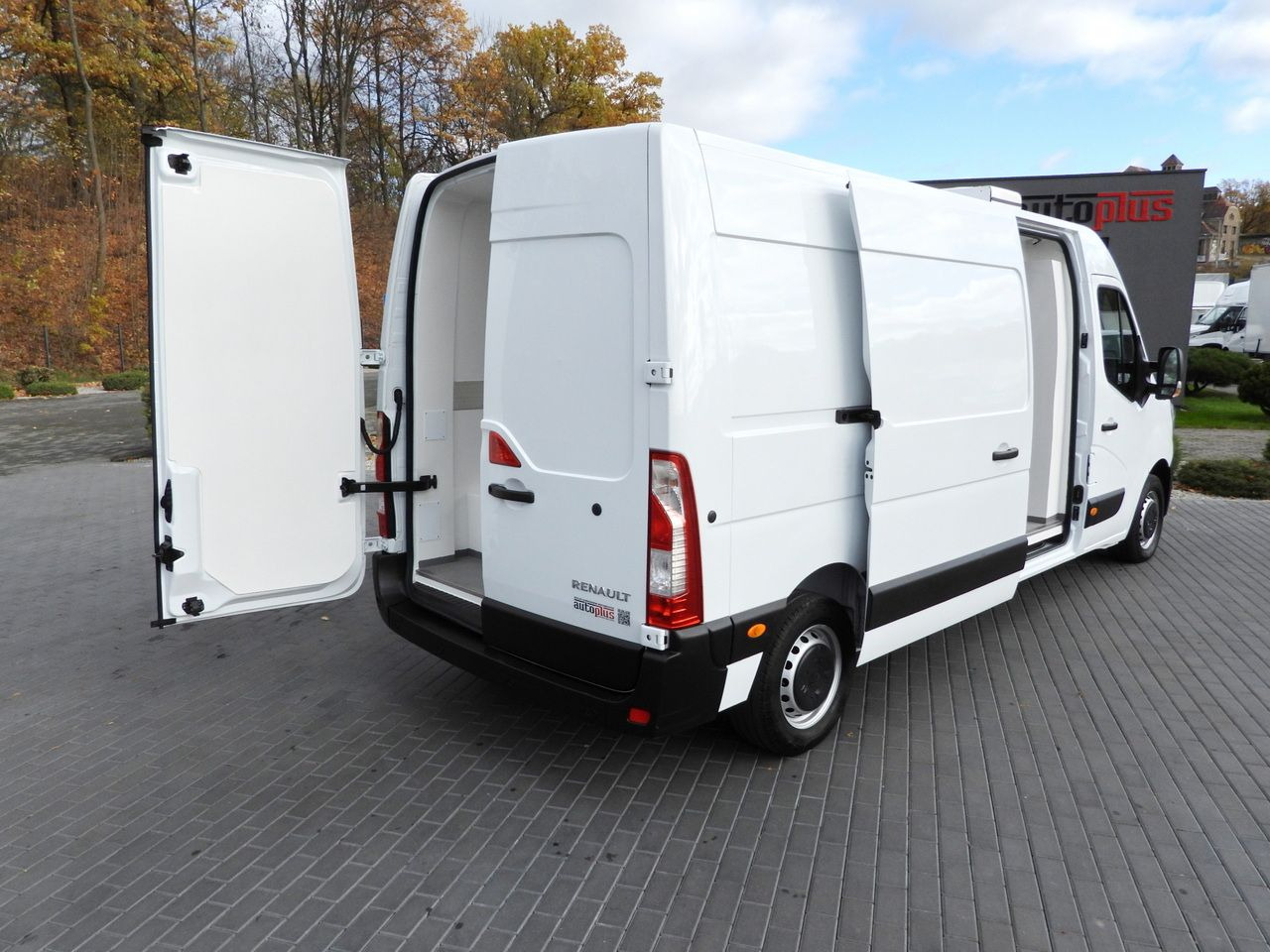 RENAULT MASTER REFRIGERATOR VAN 0*C CRUISE CONTROL LED LIGHTS AIR CONDITIONING 135HP - Kølebil: billede 3 RENAULT MASTER REFRIGERATOR VAN 0*C CRUISE CONTROL LED LIGHTS AIR CONDITIONING 135HP - Kølebil: billede 3