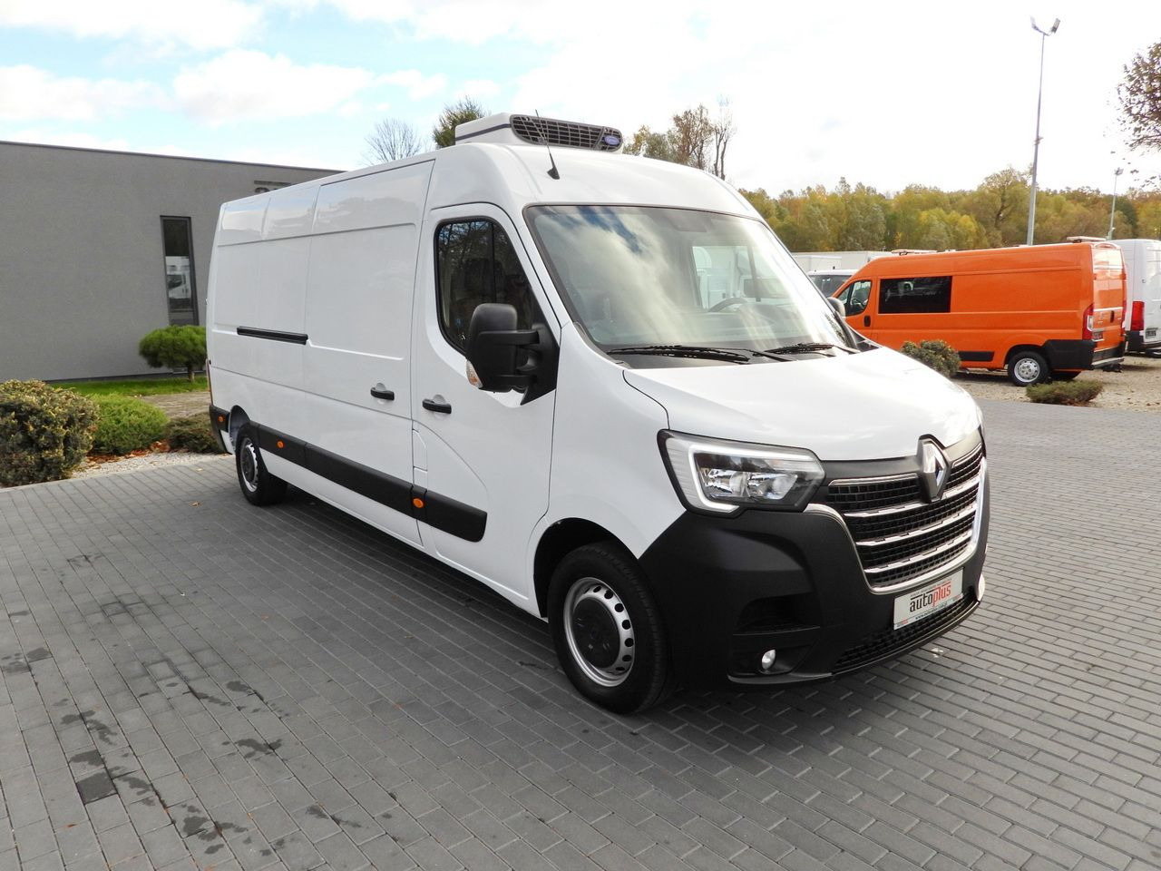 RENAULT MASTER REFRIGERATOR VAN 0*C CRUISE CONTROL LED LIGHTS AIR CONDITIONING  135HP - Kølebil: billede 4 RENAULT MASTER REFRIGERATOR VAN 0*C CRUISE CONTROL LED LIGHTS AIR CONDITIONING  135HP - Kølebil: billede 4
