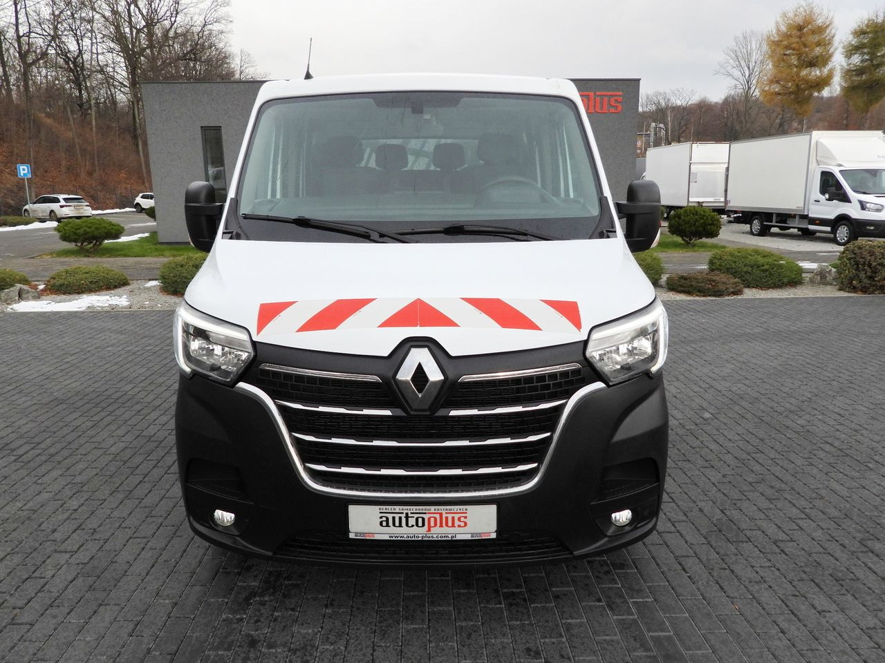 RENAULT MASTER STAKE BODY DOUBLE CABIN DOKA 6 SEATS CRUISE CONTROL NAVIGATION LED LIGHTS AIR CONDITIONING 150HP - Mandskabsbil: billede 5 RENAULT MASTER STAKE BODY DOUBLE CABIN DOKA 6 SEATS CRUISE CONTROL NAVIGATION LED LIGHTS AIR CONDITIONING 150HP - Mandskabsbil: billede 5