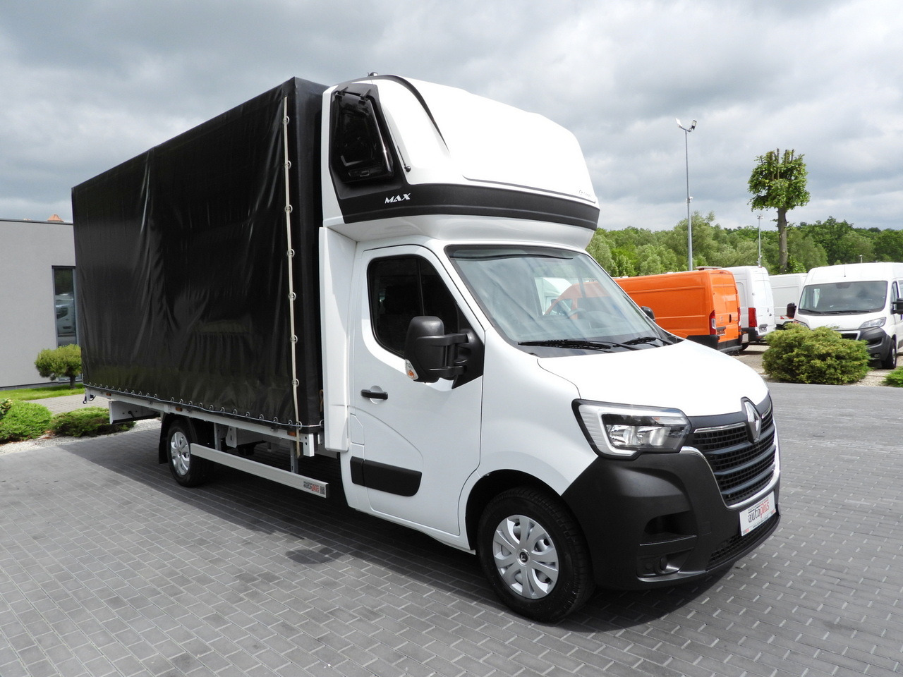 RENAULT MASTER TARPAULIN 10 PALLETS CRUISE CONTROL LED LIGHTS AIR CONDITIONING 165HP - Varebil med presenning: billede 4 RENAULT MASTER TARPAULIN 10 PALLETS CRUISE CONTROL LED LIGHTS AIR CONDITIONING 165HP - Varebil med presenning: billede 4