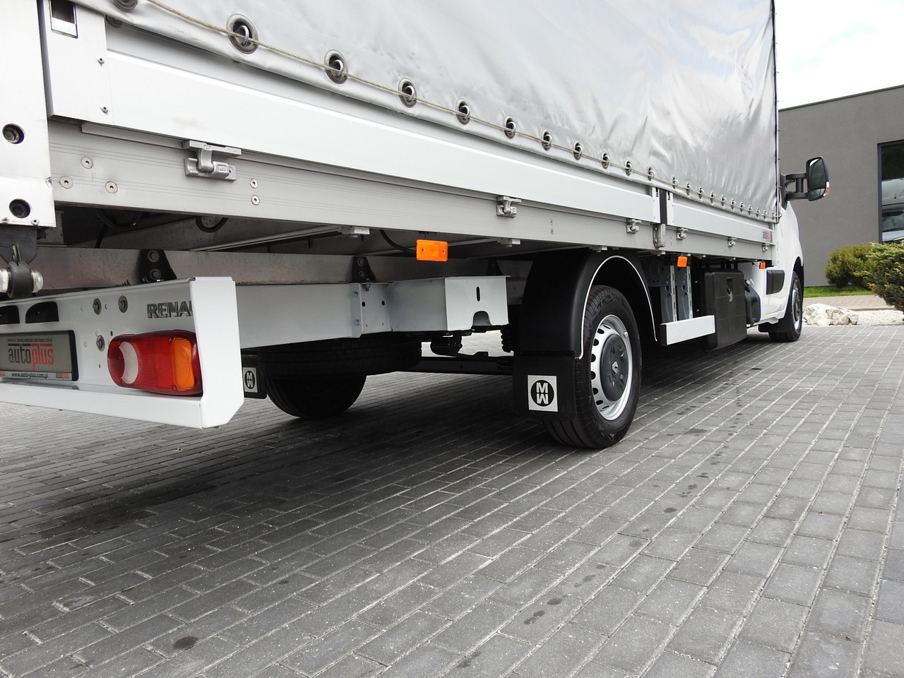 Varebil med presenning RENAULT MASTER TARPAULIN 10 PALLETS WEBASTO CRUISE CONTROL AIR CONDITIONING LED LIGHTS 165HP: billede 17 Varebil med presenning RENAULT MASTER TARPAULIN 10 PALLETS WEBASTO CRUISE CONTROL AIR CONDITIONING LED LIGHTS 165HP: billede 17