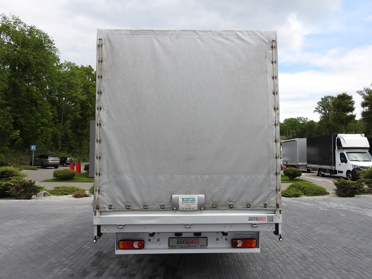 Varebil med presenning RENAULT MASTER TARPAULIN 10 PALLETS WEBASTO CRUISE CONTROL AIR CONDITIONING LED LIGHTS 165HP: billede 11 Varebil med presenning RENAULT MASTER TARPAULIN 10 PALLETS WEBASTO CRUISE CONTROL AIR CONDITIONING LED LIGHTS 165HP: billede 11