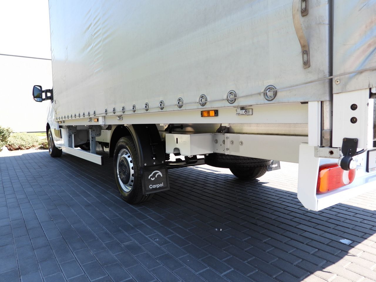 Varebil med presenning RENAULT MASTER TARPAULIN 10 PALLETS WEBASTO CRUISE CONTROL LED LIGHTS PNEUMATICS AIR CONDITIONING 165HP: billede 17 Varebil med presenning RENAULT MASTER TARPAULIN 10 PALLETS WEBASTO CRUISE CONTROL LED LIGHTS PNEUMATICS AIR CONDITIONING 165HP: billede 17