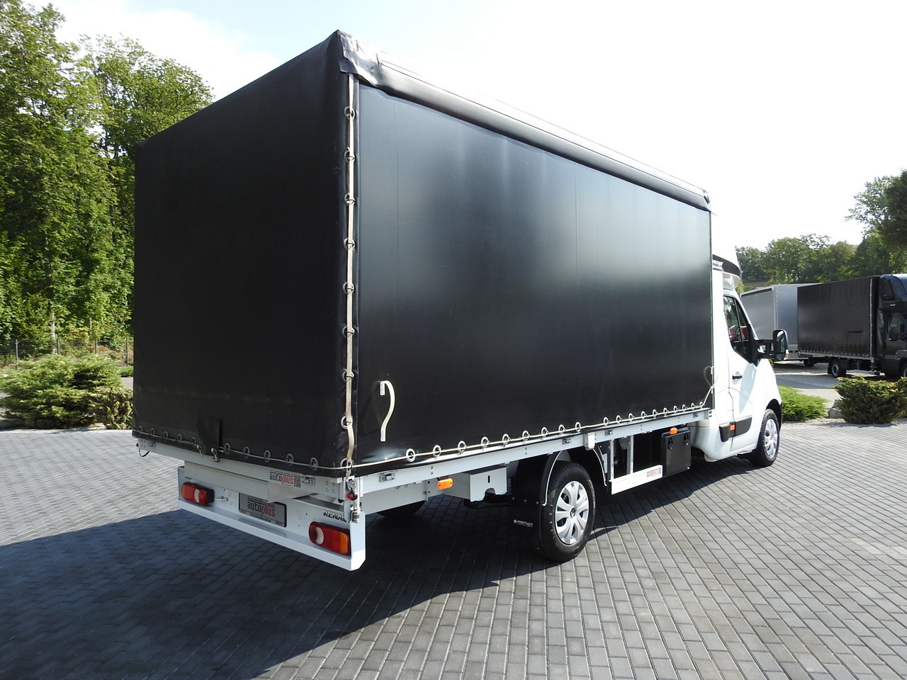 RENAULT MASTER TARPAULIN 8 PALLETS CRUISE CONTROL AIR CONDITIONING 170HP - Varebil med presenning: billede 3 RENAULT MASTER TARPAULIN 8 PALLETS CRUISE CONTROL AIR CONDITIONING 170HP - Varebil med presenning: billede 3