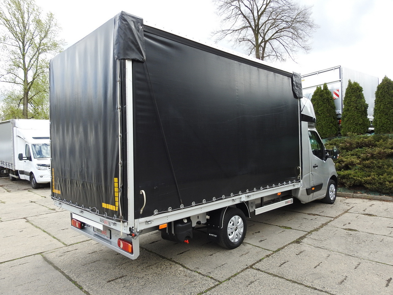 RENAULT MASTER TARPAULIN 8 PALLETS WEBASTO CRUISE CONTROL NAVIGATION AIR CONDITIONING PNEUMATICS 170HP - Varebil med presenning: billede 3 RENAULT MASTER TARPAULIN 8 PALLETS WEBASTO CRUISE CONTROL NAVIGATION AIR CONDITIONING PNEUMATICS 170HP - Varebil med presenning: billede 3
