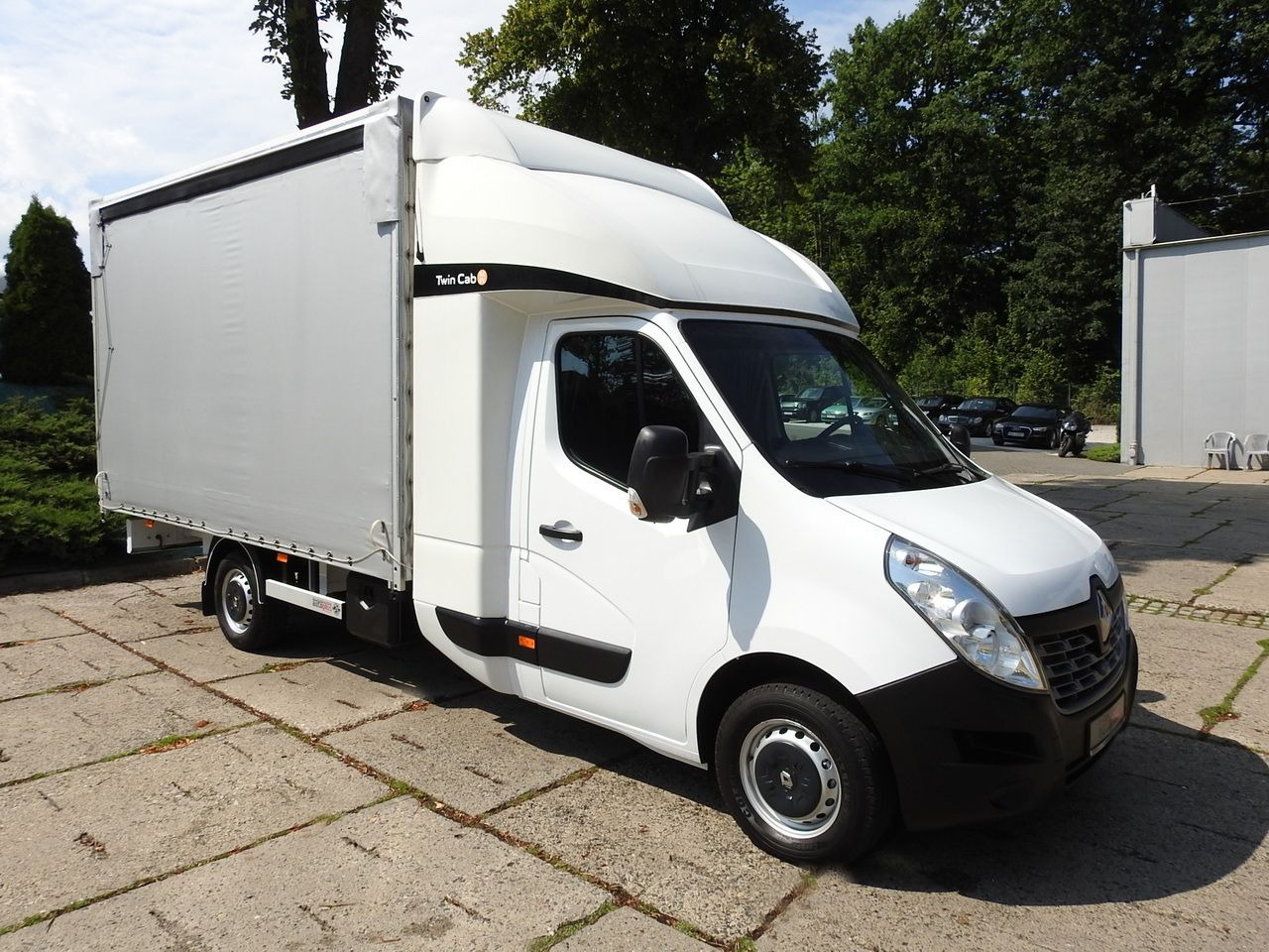RENAULT MASTER TARPAULIN 8 PALLETS WEBASTO CRUISE CONTROL PNEUMATICS AIR CONDITIONING 170HP - Varebil med presenning: billede 4 RENAULT MASTER TARPAULIN 8 PALLETS WEBASTO CRUISE CONTROL PNEUMATICS AIR CONDITIONING 170HP - Varebil med presenning: billede 4