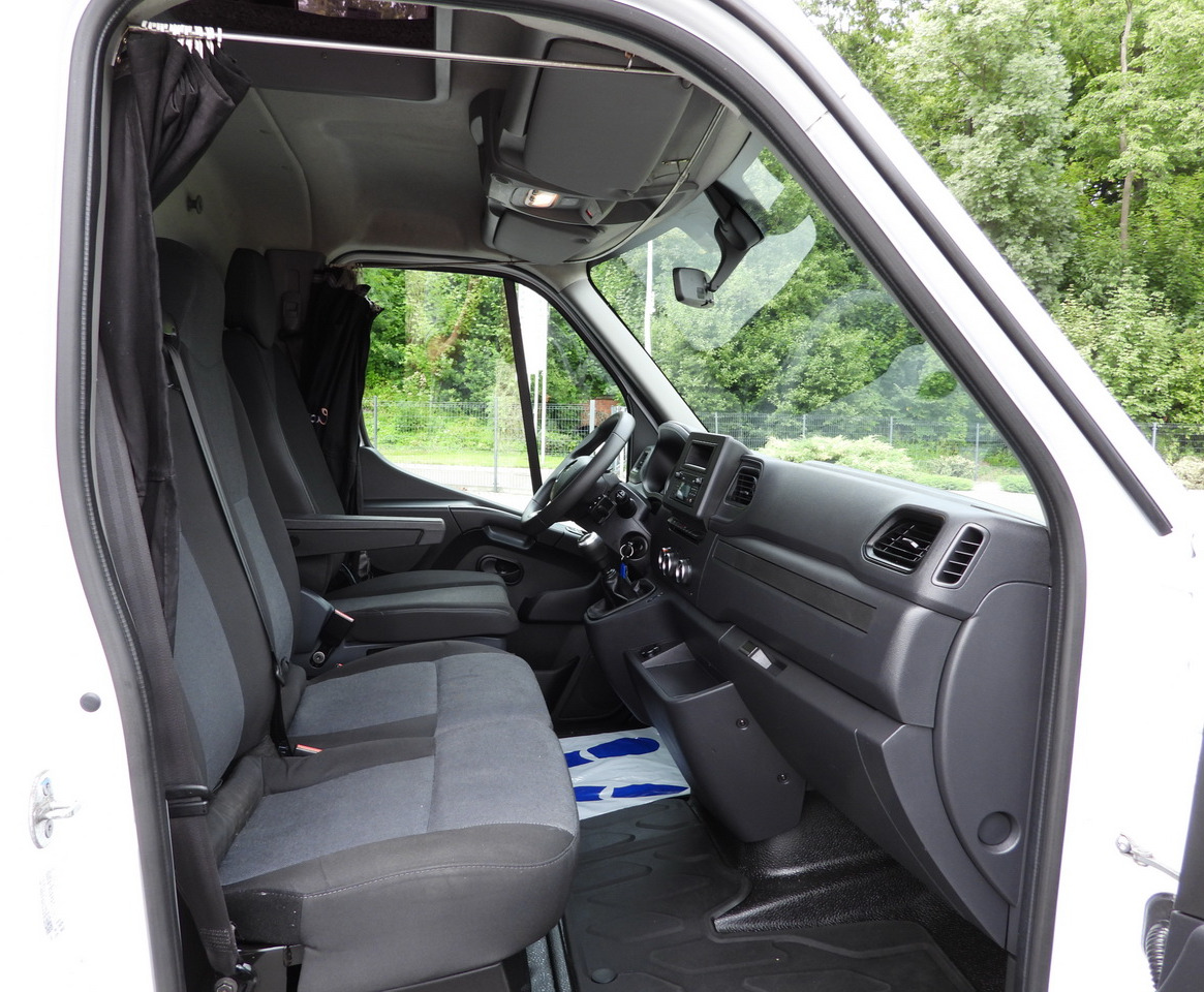 Varebil med presenning RENAULT MASTER TARPAULIN LIFT 9 PALLETS WEBASTO CRUISE CONTROL LED LIGHTS PNEUMATICS AIR CONDITIONING  165HP: billede 42 Varebil med presenning RENAULT MASTER TARPAULIN LIFT 9 PALLETS WEBASTO CRUISE CONTROL LED LIGHTS PNEUMATICS AIR CONDITIONING  165HP: billede 42