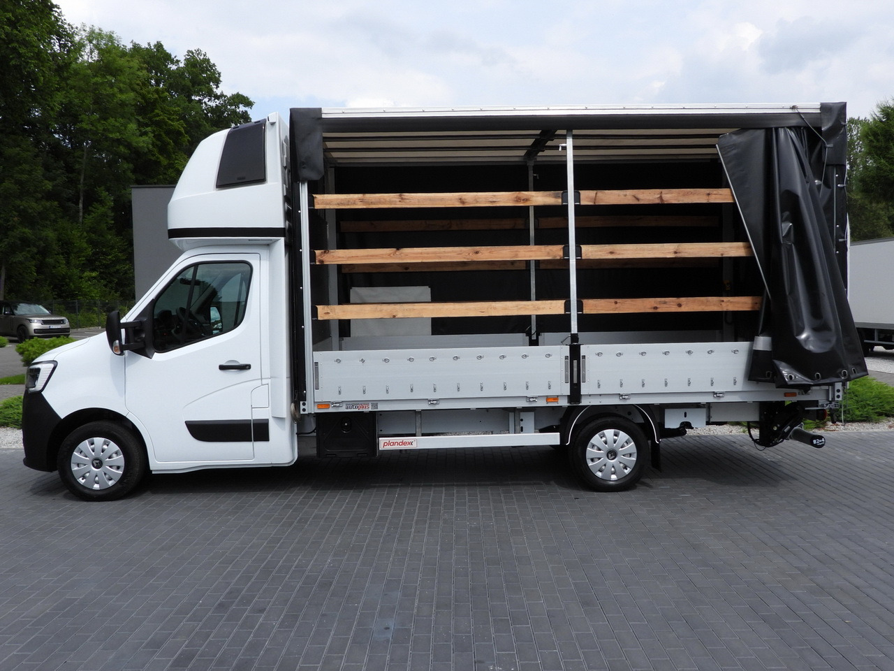 Varebil med presenning RENAULT MASTER TARPAULIN LIFT 9 PALLETS WEBASTO CRUISE CONTROL LED LIGHTS PNEUMATICS AIR CONDITIONING  165HP: billede 9 Varebil med presenning RENAULT MASTER TARPAULIN LIFT 9 PALLETS WEBASTO CRUISE CONTROL LED LIGHTS PNEUMATICS AIR CONDITIONING  165HP: billede 9