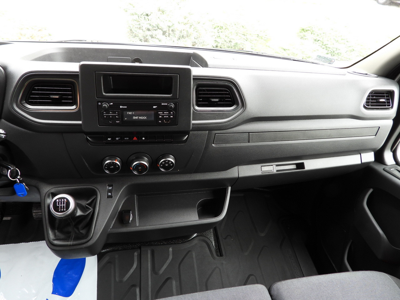 Varebil med presenning RENAULT MASTER TARPAULIN LIFT 9 PALLETS WEBASTO CRUISE CONTROL LED LIGHTS PNEUMATICS AIR CONDITIONING  165HP: billede 35 Varebil med presenning RENAULT MASTER TARPAULIN LIFT 9 PALLETS WEBASTO CRUISE CONTROL LED LIGHTS PNEUMATICS AIR CONDITIONING  165HP: billede 35