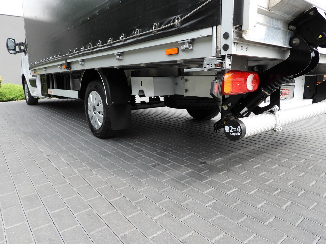 Varebil med presenning RENAULT MASTER TARPAULIN LIFT 9 PALLETS WEBASTO CRUISE CONTROL LED LIGHTS PNEUMATICS AIR CONDITIONING  165HP: billede 15 Varebil med presenning RENAULT MASTER TARPAULIN LIFT 9 PALLETS WEBASTO CRUISE CONTROL LED LIGHTS PNEUMATICS AIR CONDITIONING  165HP: billede 15