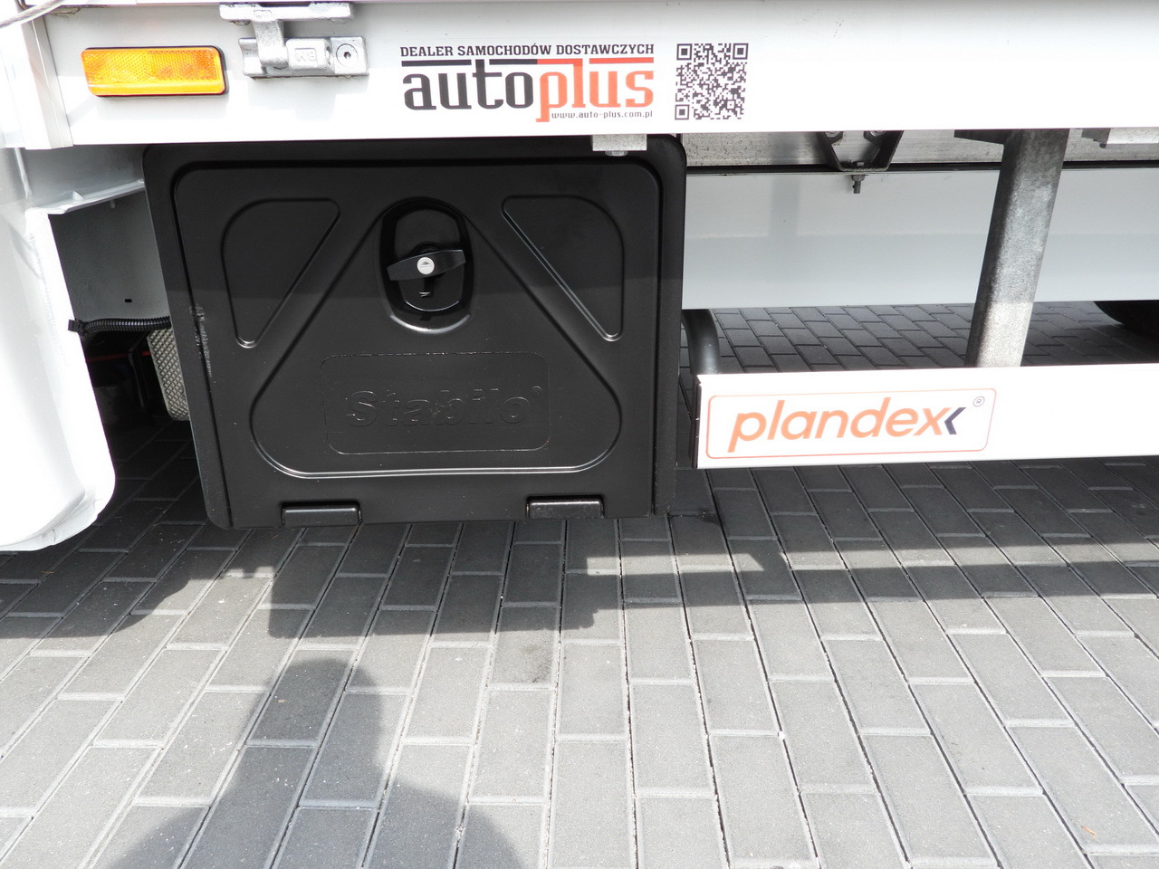 Varebil med presenning RENAULT MASTER TARPAULIN LIFT 9 PALLETS WEBASTO CRUISE CONTROL LED LIGHTS PNEUMATICS AIR CONDITIONING  165HP: billede 28 Varebil med presenning RENAULT MASTER TARPAULIN LIFT 9 PALLETS WEBASTO CRUISE CONTROL LED LIGHTS PNEUMATICS AIR CONDITIONING  165HP: billede 28
