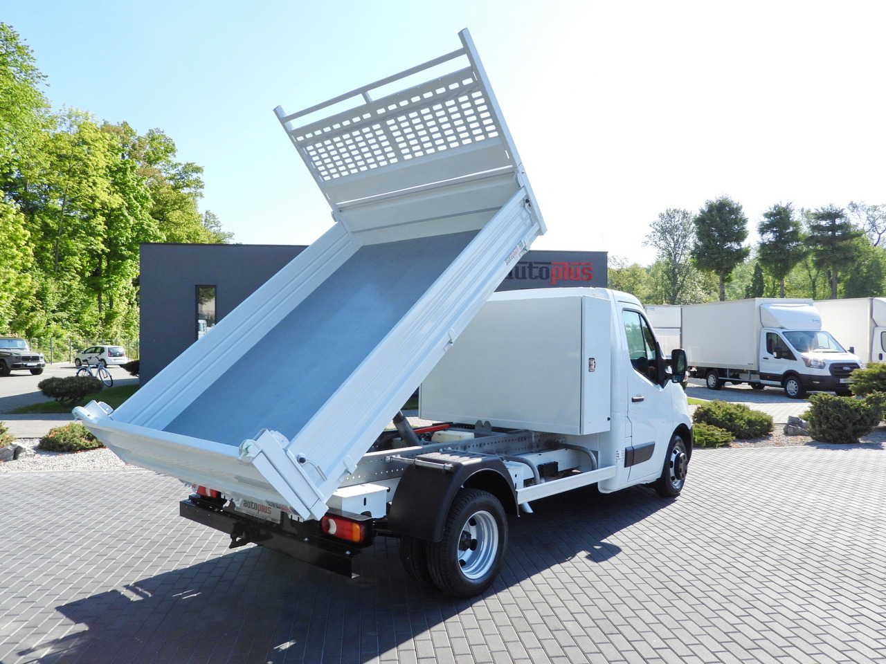 RENAULT MASTER TIPPER CRUISE CONTROL TWIN WHEELS AIR CONDITIONING 145HP - Ladbil med tip: billede 3 RENAULT MASTER TIPPER CRUISE CONTROL TWIN WHEELS AIR CONDITIONING 145HP - Ladbil med tip: billede 3