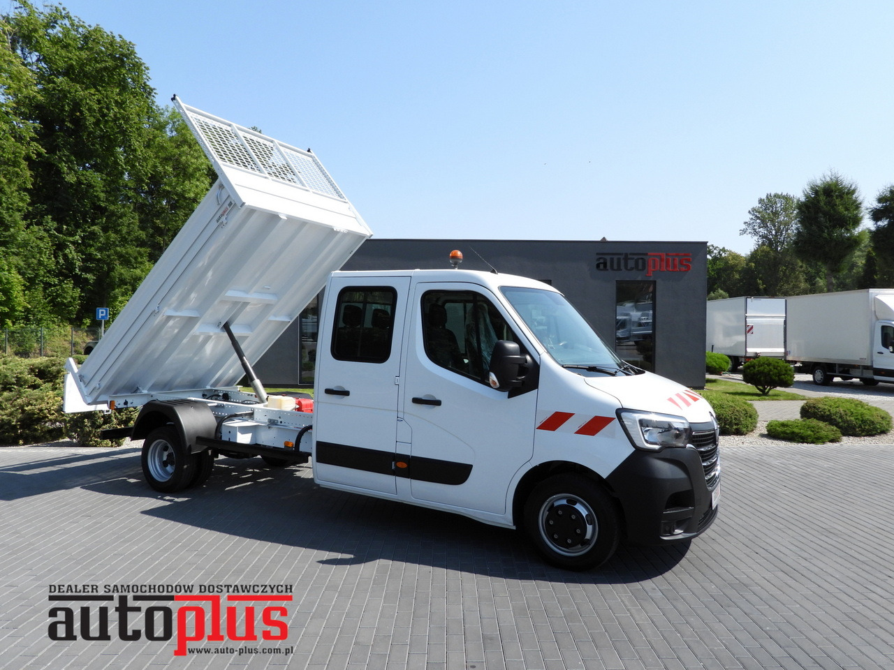 RENAULT MASTER TIPPER DOUBLE CABIN DOKA 6 SEATS CRUISE CONTROL LED LIGHTS TWIN WHEELS AIR CONDITIONING 130HP - Ladbil med tip: billede 1 RENAULT MASTER TIPPER DOUBLE CABIN DOKA 6 SEATS CRUISE CONTROL LED LIGHTS TWIN WHEELS AIR CONDITIONING 130HP - Ladbil med tip: billede 1