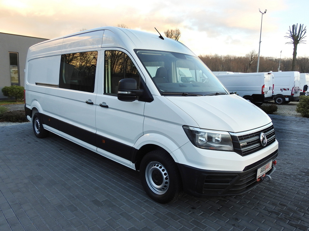 VOLKSWAGEN CRAFTER 4X4 4MOTION BOX DELIVERY VAN 7 SEATS AIR CONDITIONING 140HP - Varevogn: billede 4 VOLKSWAGEN CRAFTER 4X4 4MOTION BOX DELIVERY VAN 7 SEATS AIR CONDITIONING 140HP - Varevogn: billede 4