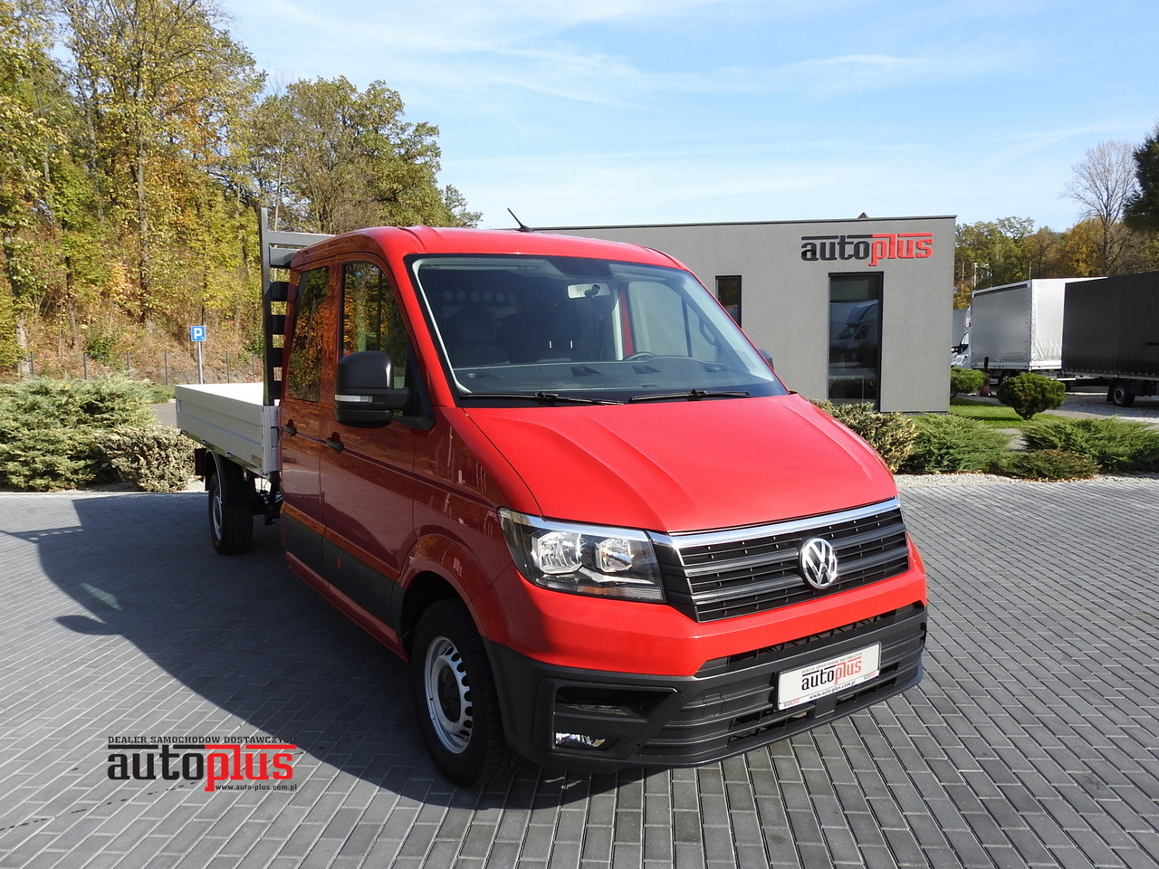 VOLKSWAGEN CRAFTER STAKE BODY DOUBLE CABIN DOKA 7 SEATS AIR CONDITIONING 140HP - Mandskabsbil: billede 1 VOLKSWAGEN CRAFTER STAKE BODY DOUBLE CABIN DOKA 7 SEATS AIR CONDITIONING 140HP - Mandskabsbil: billede 1