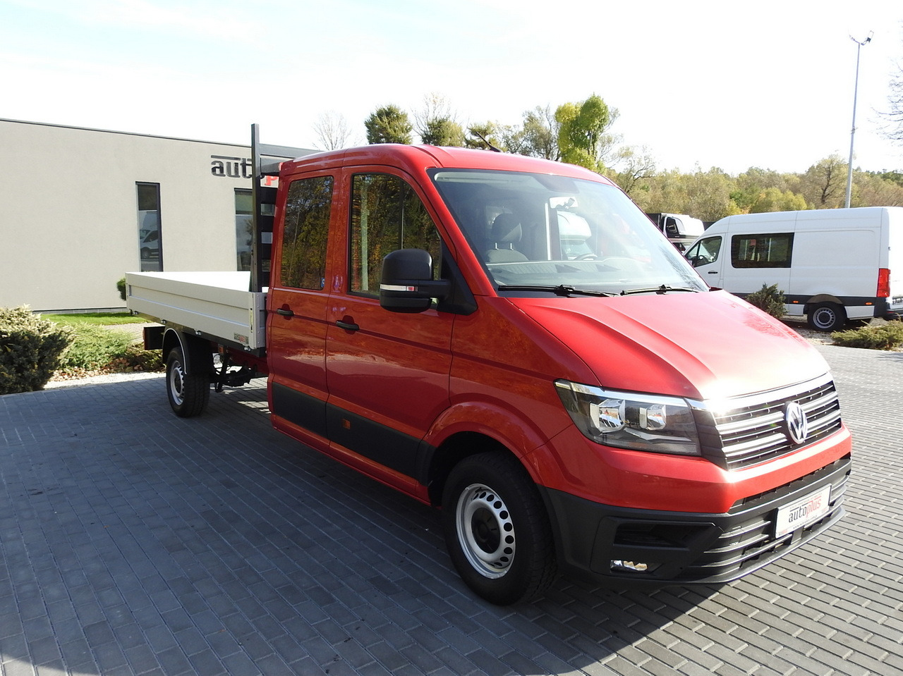 VOLKSWAGEN CRAFTER STAKE BODY DOUBLE CABIN DOKA 7 SEATS AIR CONDITIONING 140HP - Mandskabsbil: billede 4 VOLKSWAGEN CRAFTER STAKE BODY DOUBLE CABIN DOKA 7 SEATS AIR CONDITIONING 140HP - Mandskabsbil: billede 4