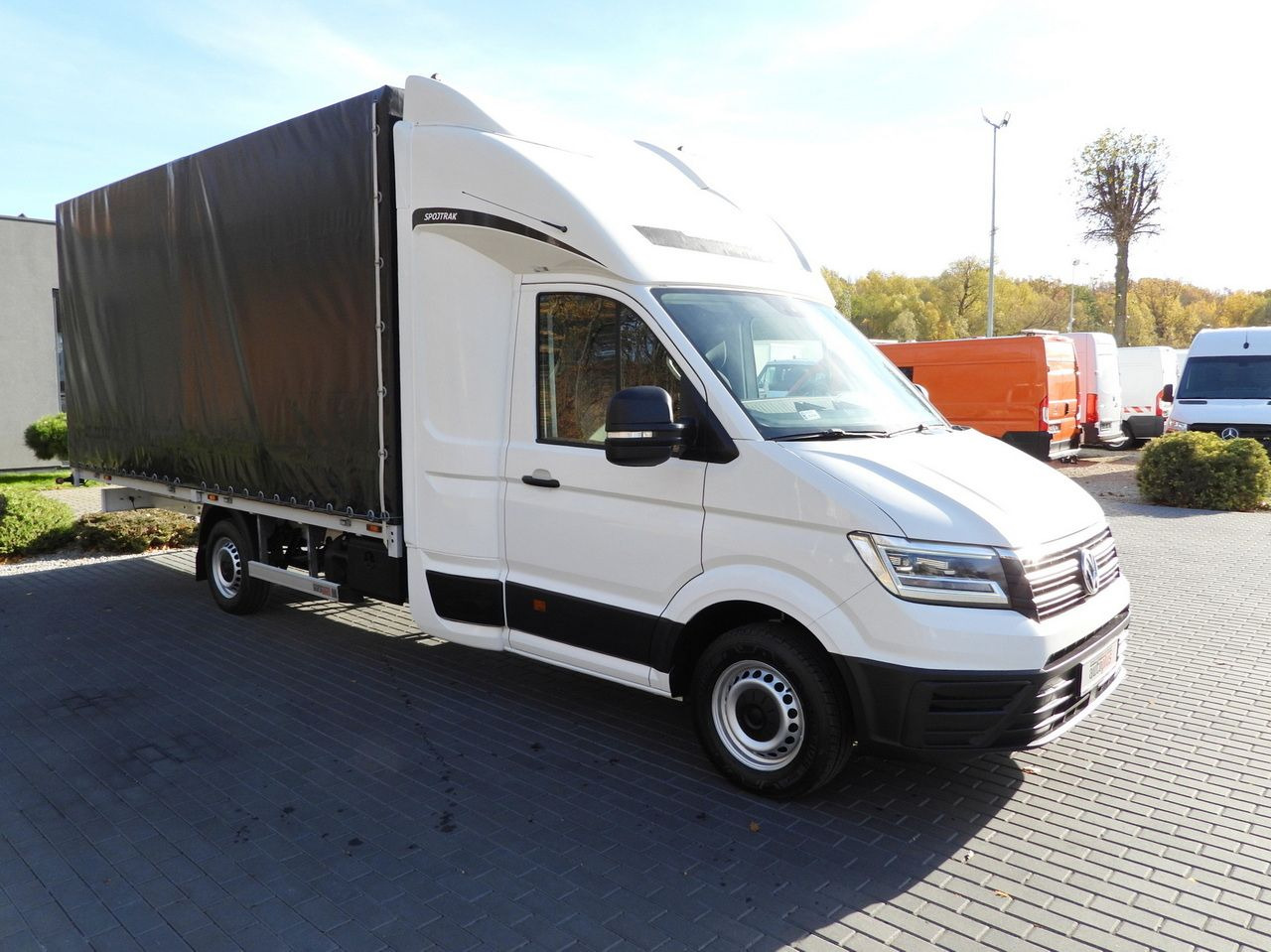 VOLKSWAGEN CRAFTER TARPAULIN 10 PALLETS WEBASTO CRUISE CONTROL LED LIGHTS 180HP - Varebil med presenning: billede 4 VOLKSWAGEN CRAFTER TARPAULIN 10 PALLETS WEBASTO CRUISE CONTROL LED LIGHTS 180HP - Varebil med presenning: billede 4