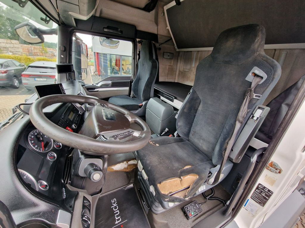 Tankbil MAN TGS 35.440 8X2-4 BL / SILO / 36m3 /Lenkachse MAN TGS 35.440 8X2-4 BL / SILO / 36m3 /Lenkachse: billede 17 Tankbil MAN TGS 35.440 8X2-4 BL / SILO / 36m3 /Lenkachse MAN TGS 35.440 8X2-4 BL / SILO / 36m3 /Lenkachse: billede 17