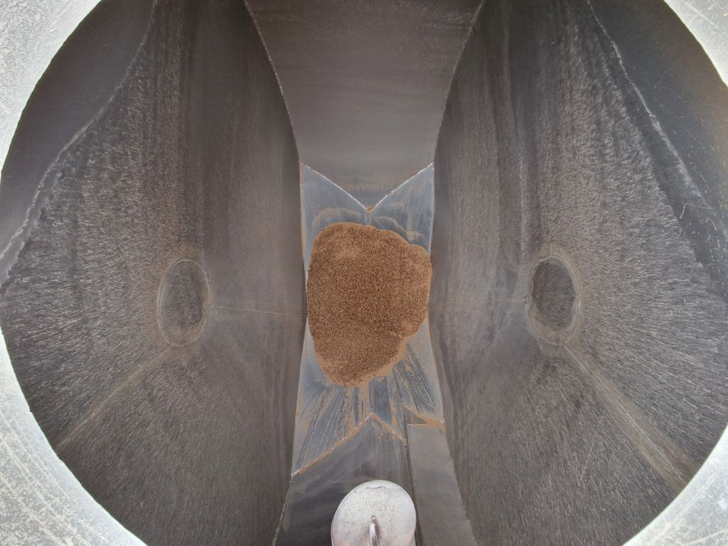 Tankbil MAN TGS 35.440 8X2-4 BL / SILO / 36m3 /Lenkachse MAN TGS 35.440 8X2-4 BL / SILO / 36m3 /Lenkachse: billede 11 Tankbil MAN TGS 35.440 8X2-4 BL / SILO / 36m3 /Lenkachse MAN TGS 35.440 8X2-4 BL / SILO / 36m3 /Lenkachse: billede 11