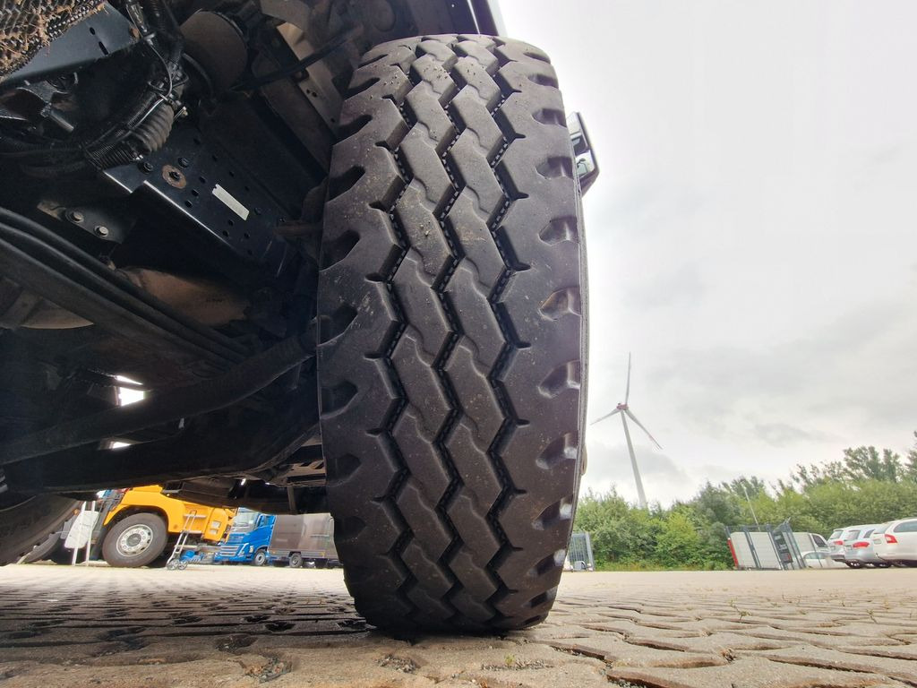 Tankbil MAN TGS 35.440 8X2-4 BL / SILO / 36m3 /Lenkachse MAN TGS 35.440 8X2-4 BL / SILO / 36m3 /Lenkachse: billede 28 Tankbil MAN TGS 35.440 8X2-4 BL / SILO / 36m3 /Lenkachse MAN TGS 35.440 8X2-4 BL / SILO / 36m3 /Lenkachse: billede 28