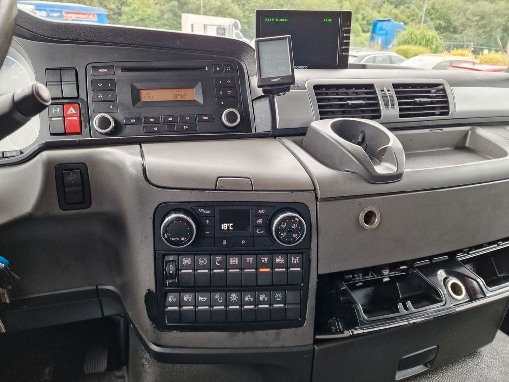 Tankbil MAN TGS 35.440 8X2-4 BL / SILO / 36m3 /Lenkachse MAN TGS 35.440 8X2-4 BL / SILO / 36m3 /Lenkachse: billede 25 Tankbil MAN TGS 35.440 8X2-4 BL / SILO / 36m3 /Lenkachse MAN TGS 35.440 8X2-4 BL / SILO / 36m3 /Lenkachse: billede 25