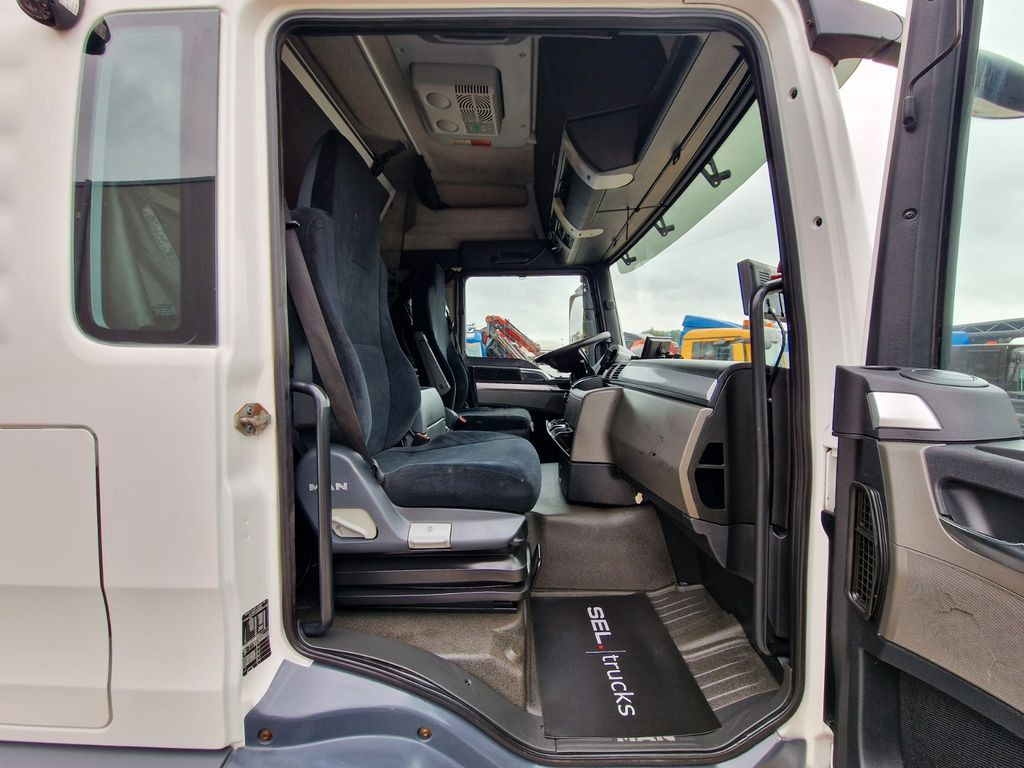 Tankbil MAN TGS 35.440 8X2-4 BL / SILO / 36m3 /Lenkachse MAN TGS 35.440 8X2-4 BL / SILO / 36m3 /Lenkachse: billede 18 Tankbil MAN TGS 35.440 8X2-4 BL / SILO / 36m3 /Lenkachse MAN TGS 35.440 8X2-4 BL / SILO / 36m3 /Lenkachse: billede 18