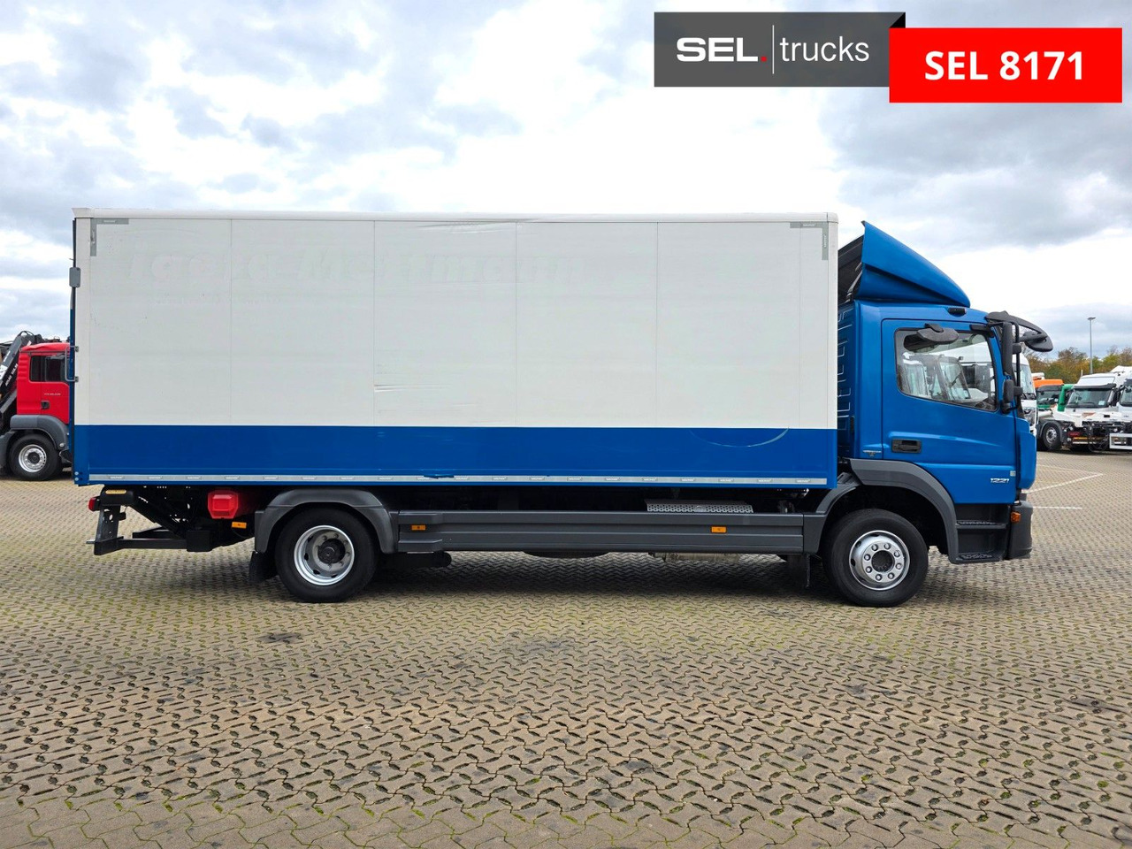 Mercedes-Benz Atego 1221 / Ladebordwand - Lastbil varevogn: billede 4 Mercedes-Benz Atego 1221 / Ladebordwand - Lastbil varevogn: billede 4