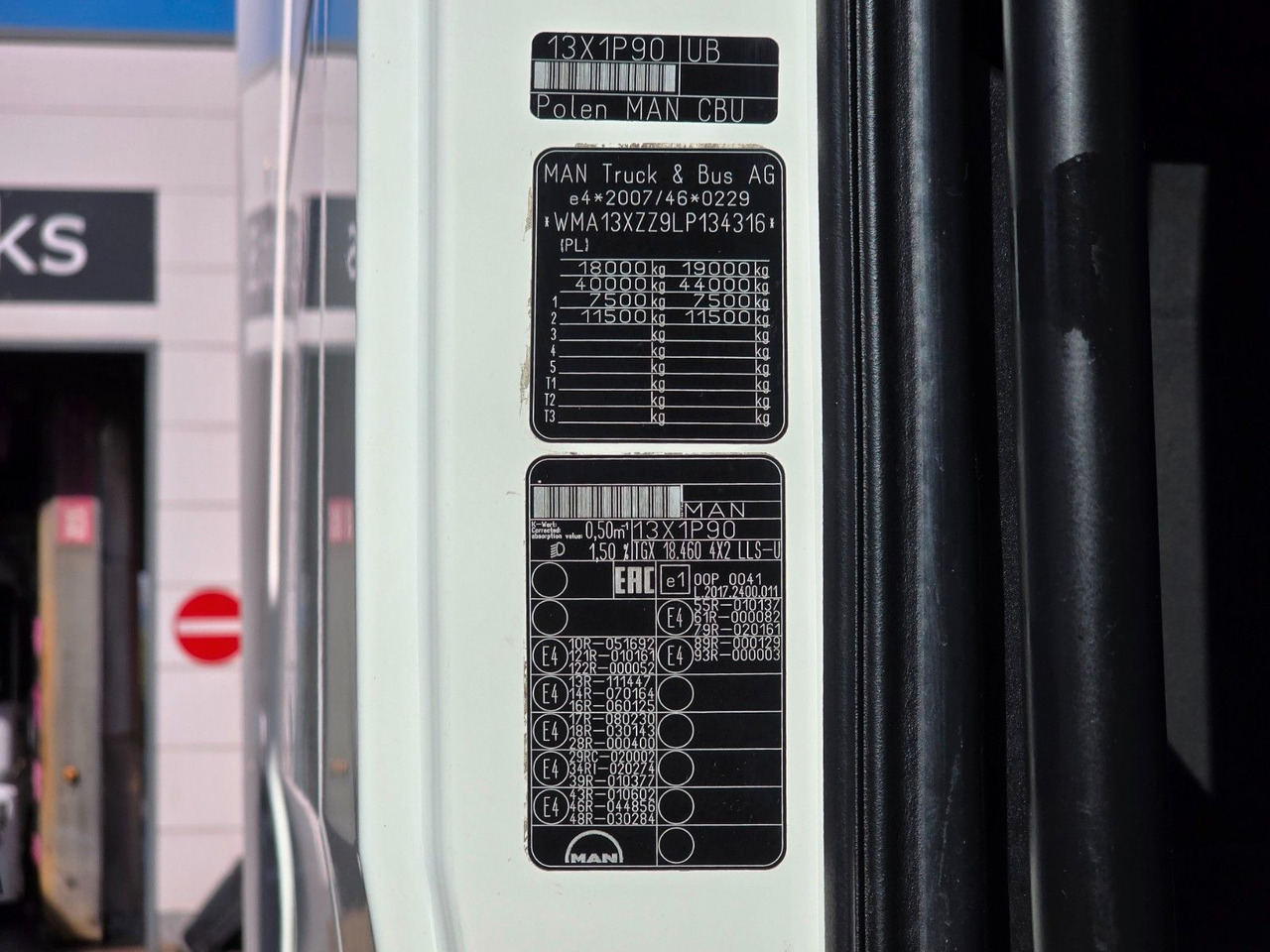 Trækker MAN TGX 18.460 4X2 LLS-U: billede 24 Trækker MAN TGX 18.460 4X2 LLS-U: billede 24